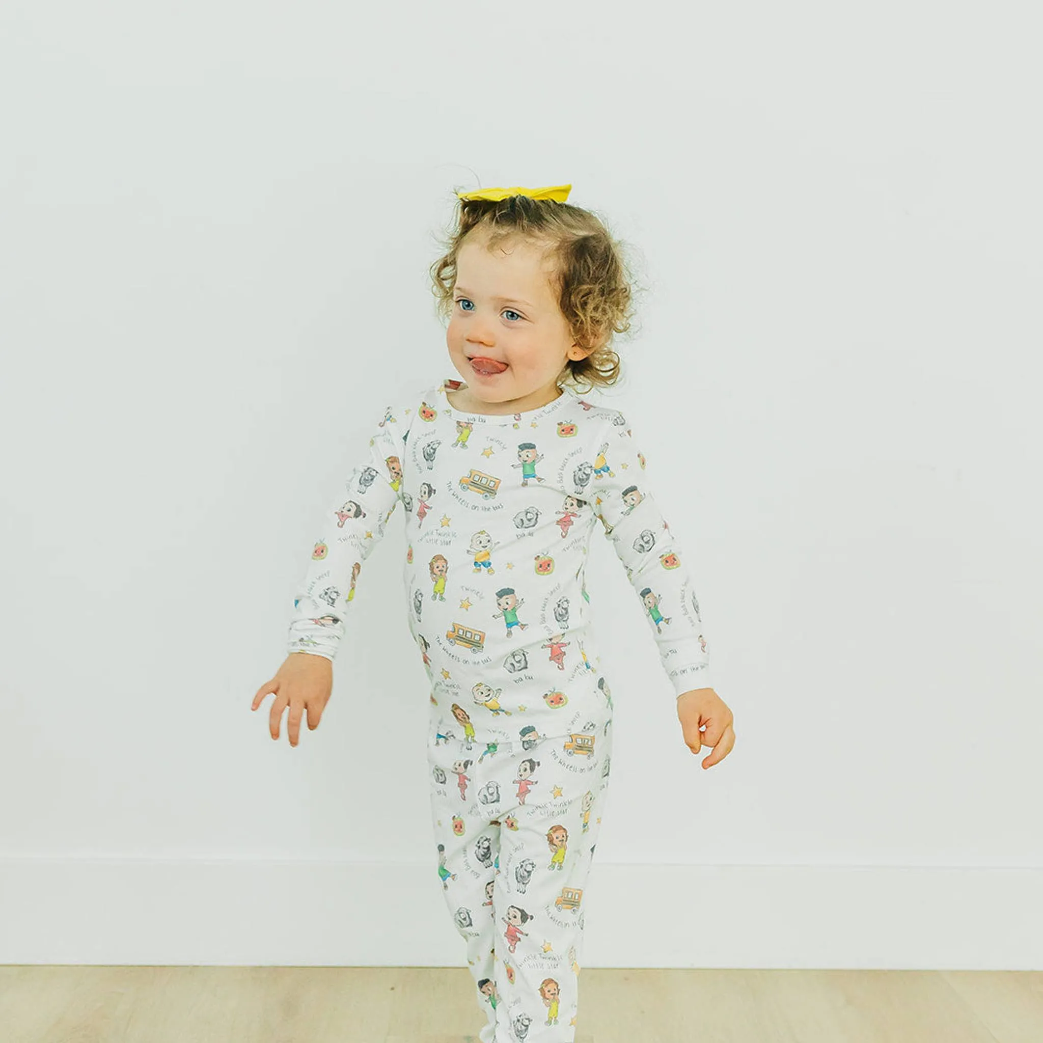 2pc Long Sleeve Pajama Set - CoComelon Friends