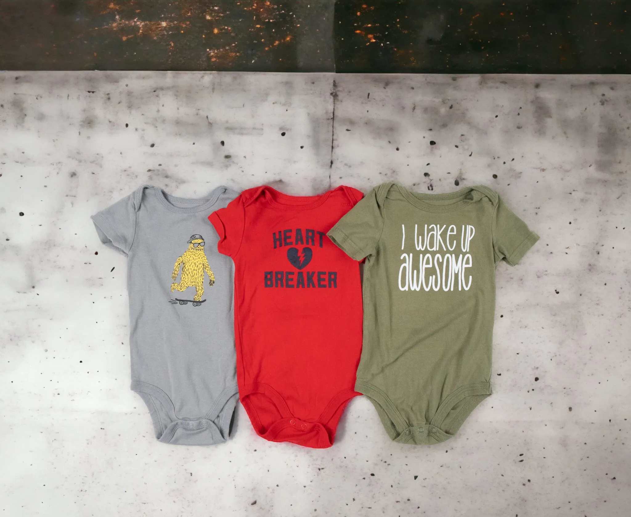 BABY BOY SIZE 12/18 MONTHS - JOE FRESH / GEORGE, 3 Pack Graphic Onesies EUC B18