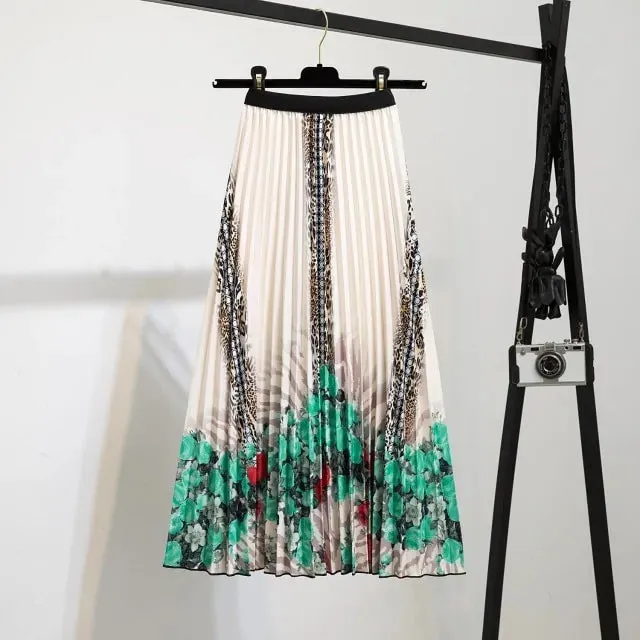 Bold Print Polyester Pleated Skirts