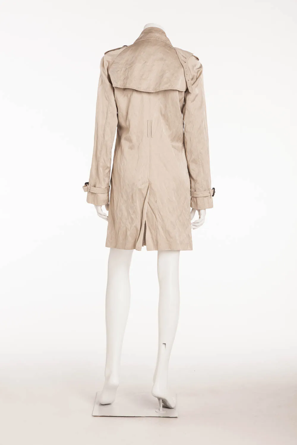 Burberry - Beige Button Up Coat - US 8