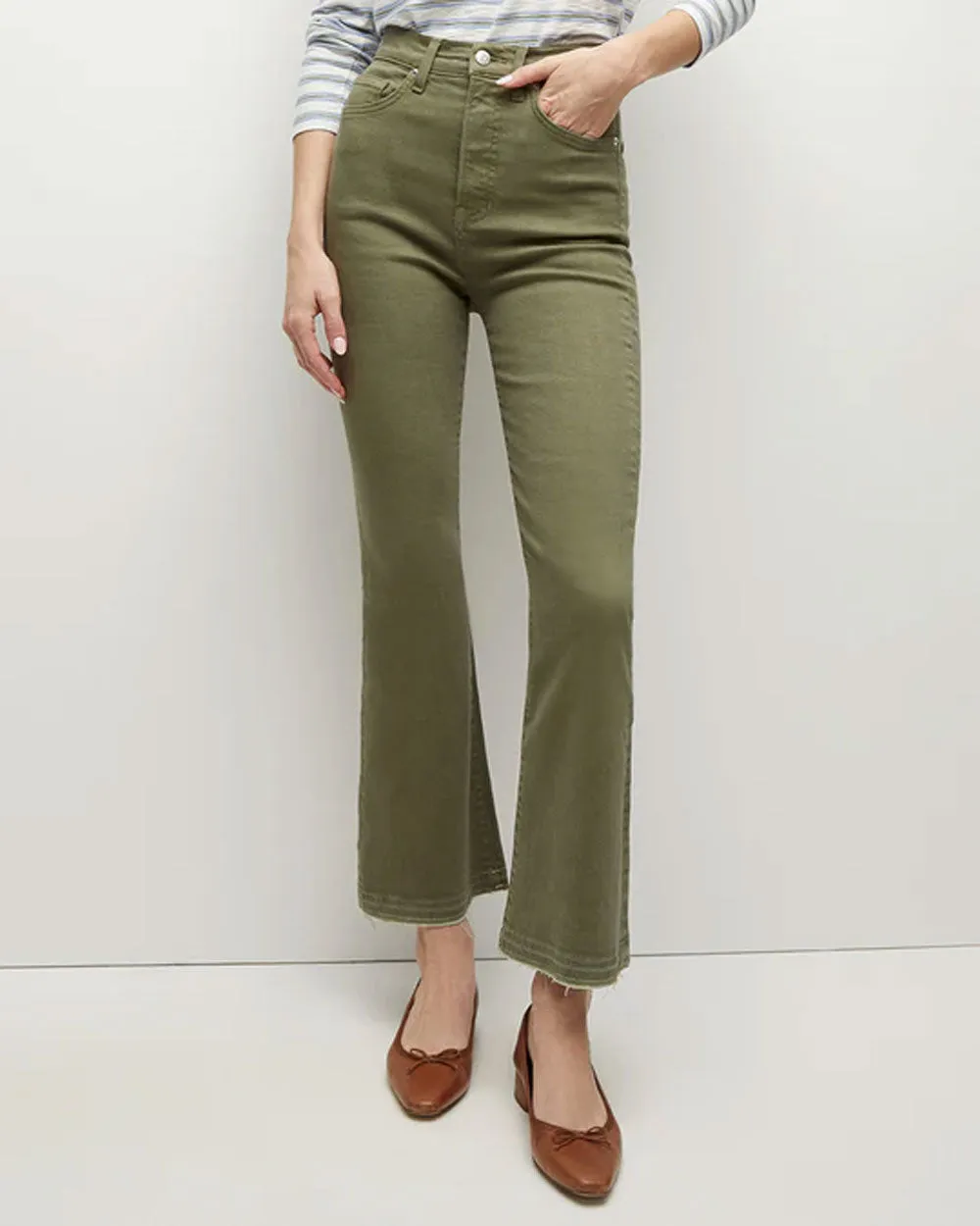 Carson Ankle Flare Jean in Stone Army