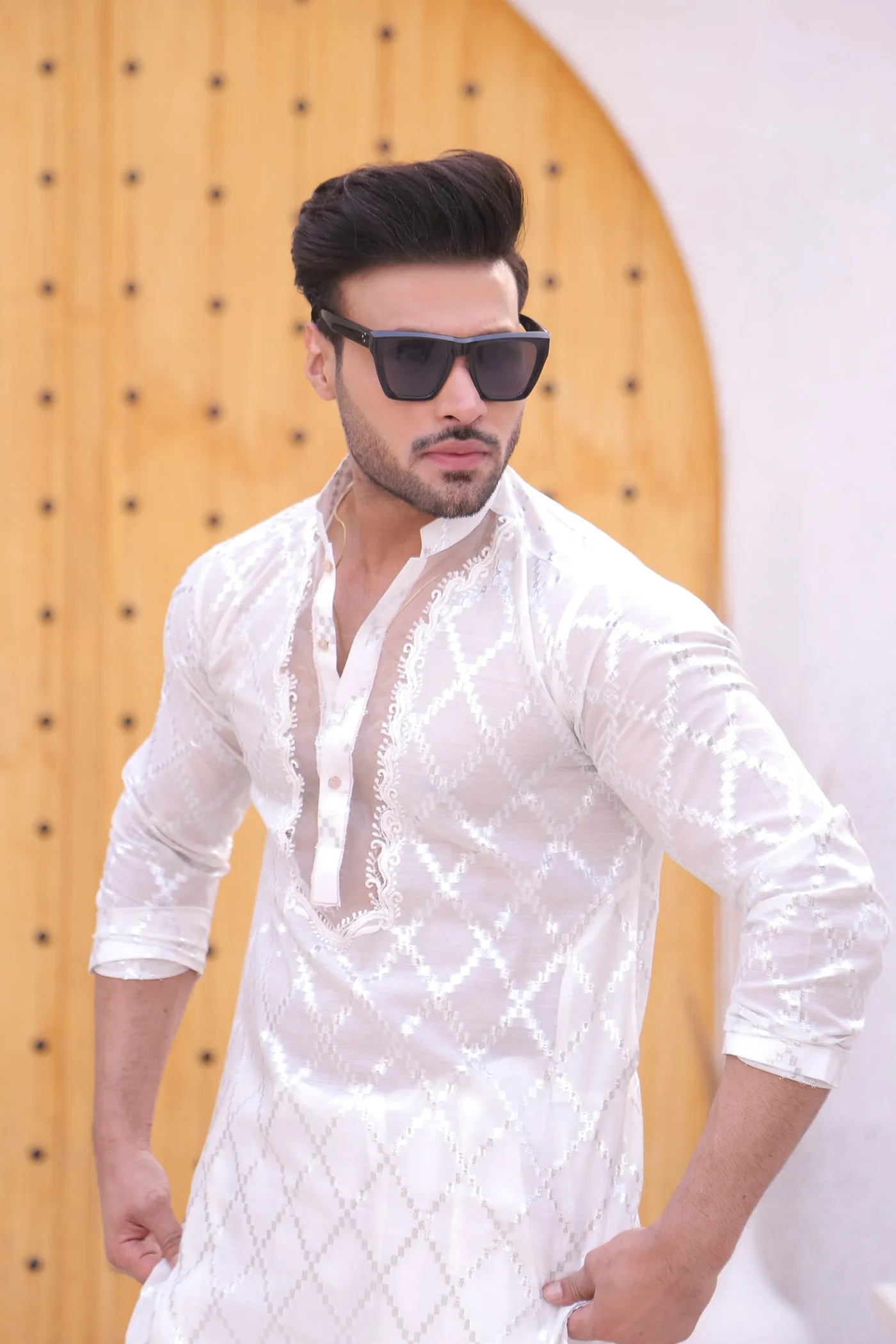 ER MR 42 White Cutt Work Self Cotton Silk Fabric Kurta Pajama Mirror Work For Men