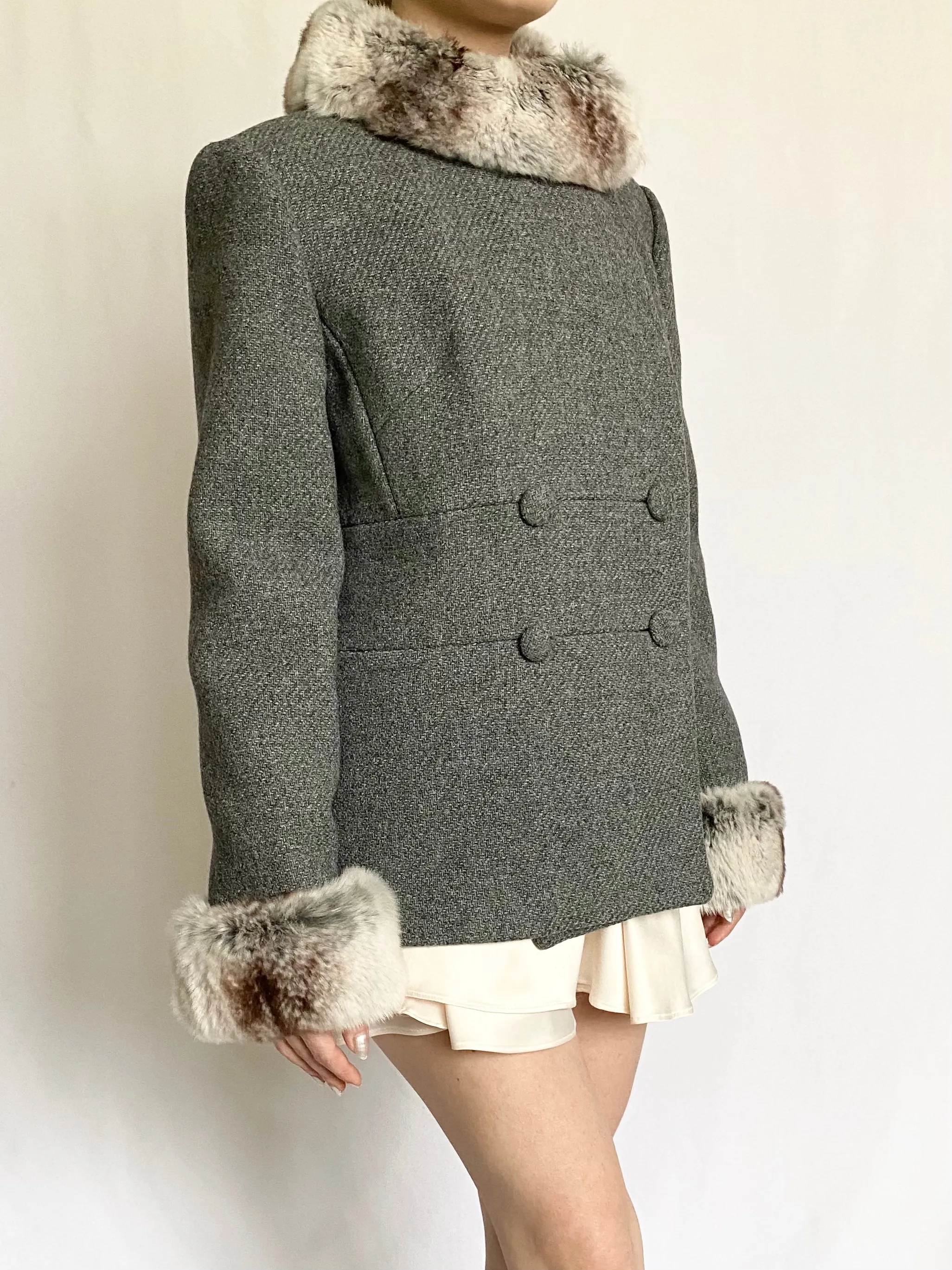 Grey Fur Trim 1950s Wool Coat and Skirt Set (M)