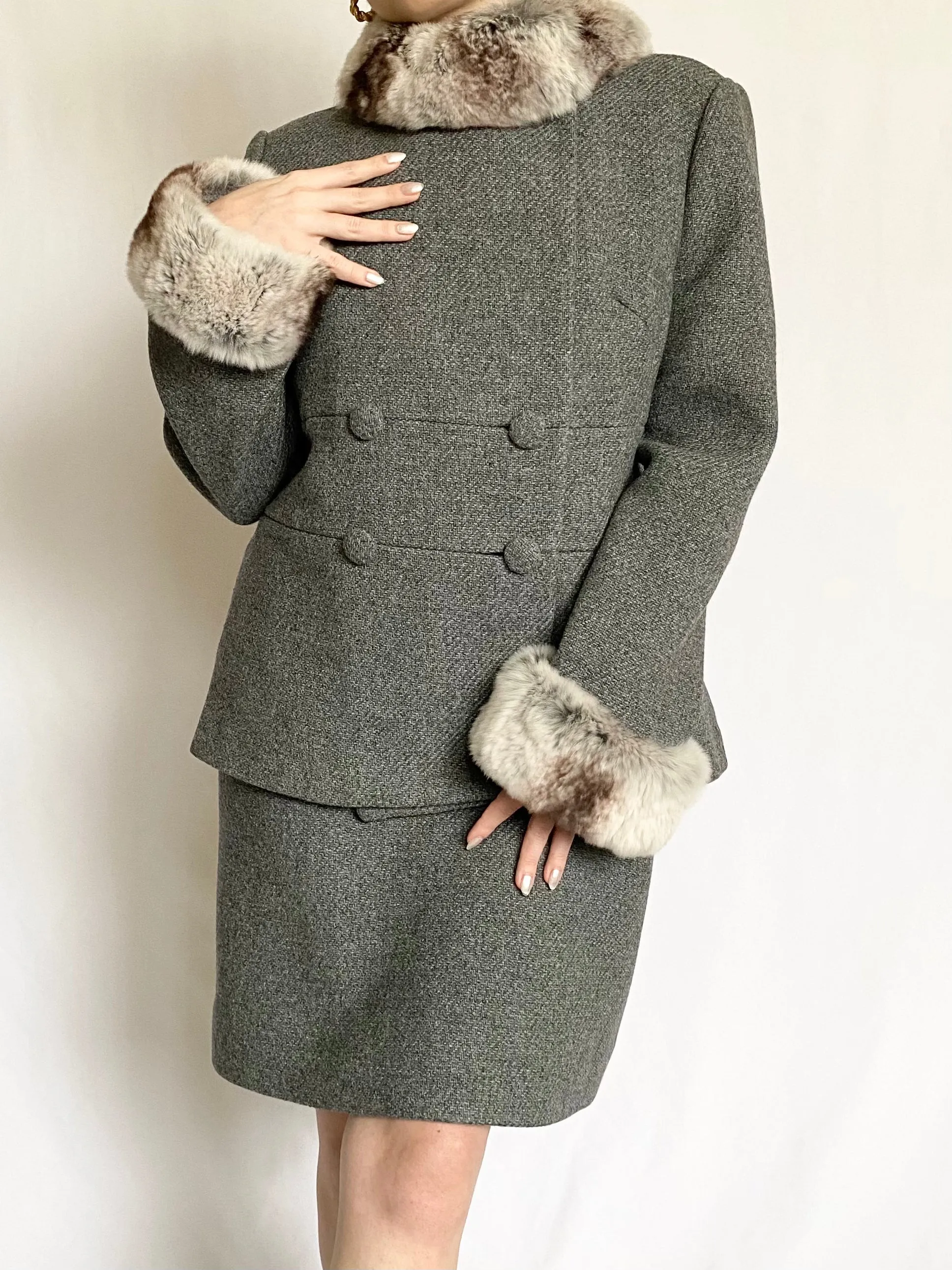 Grey Fur Trim 1950s Wool Coat and Skirt Set (M)