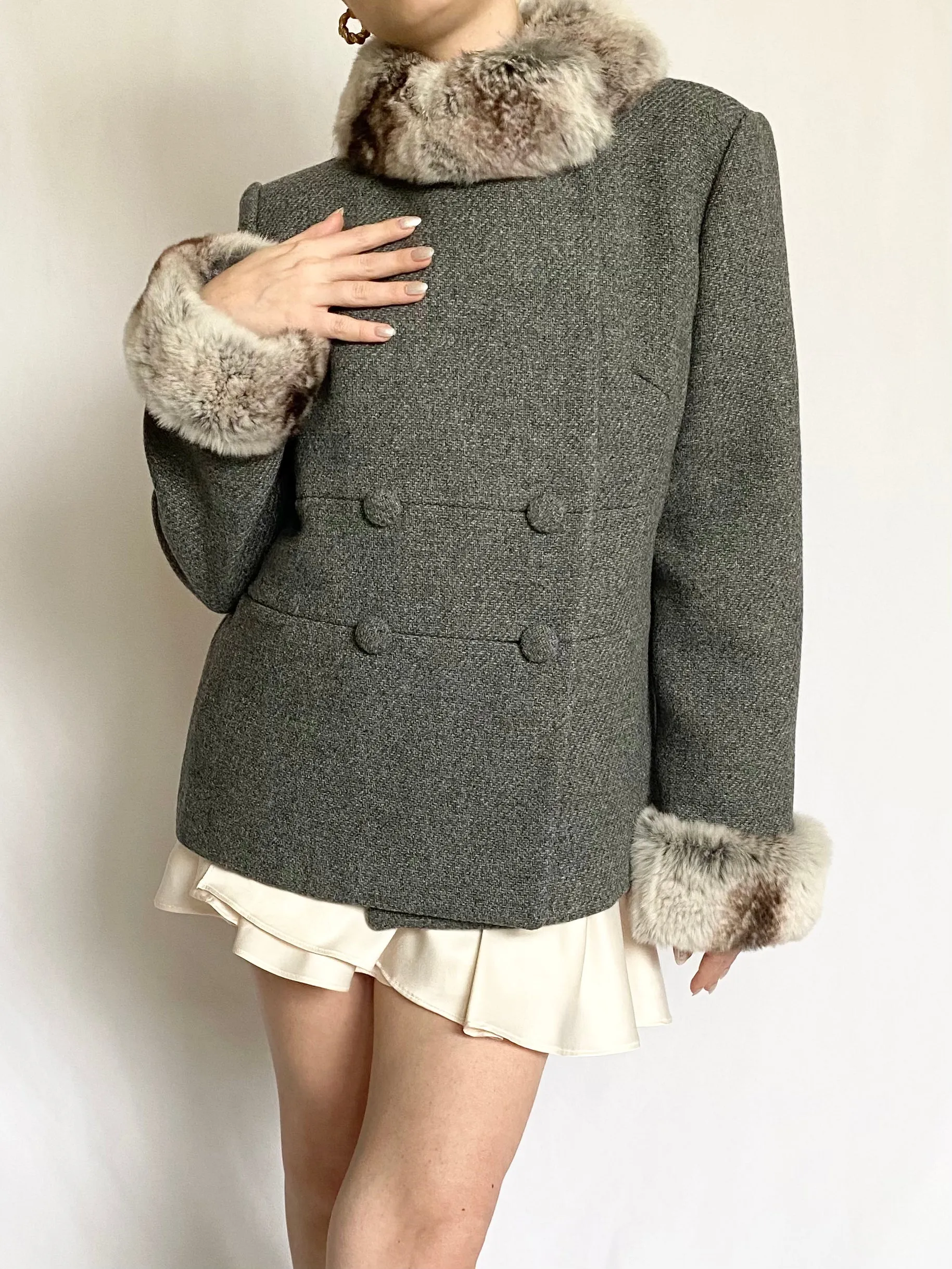 Grey Fur Trim 1950s Wool Coat and Skirt Set (M)