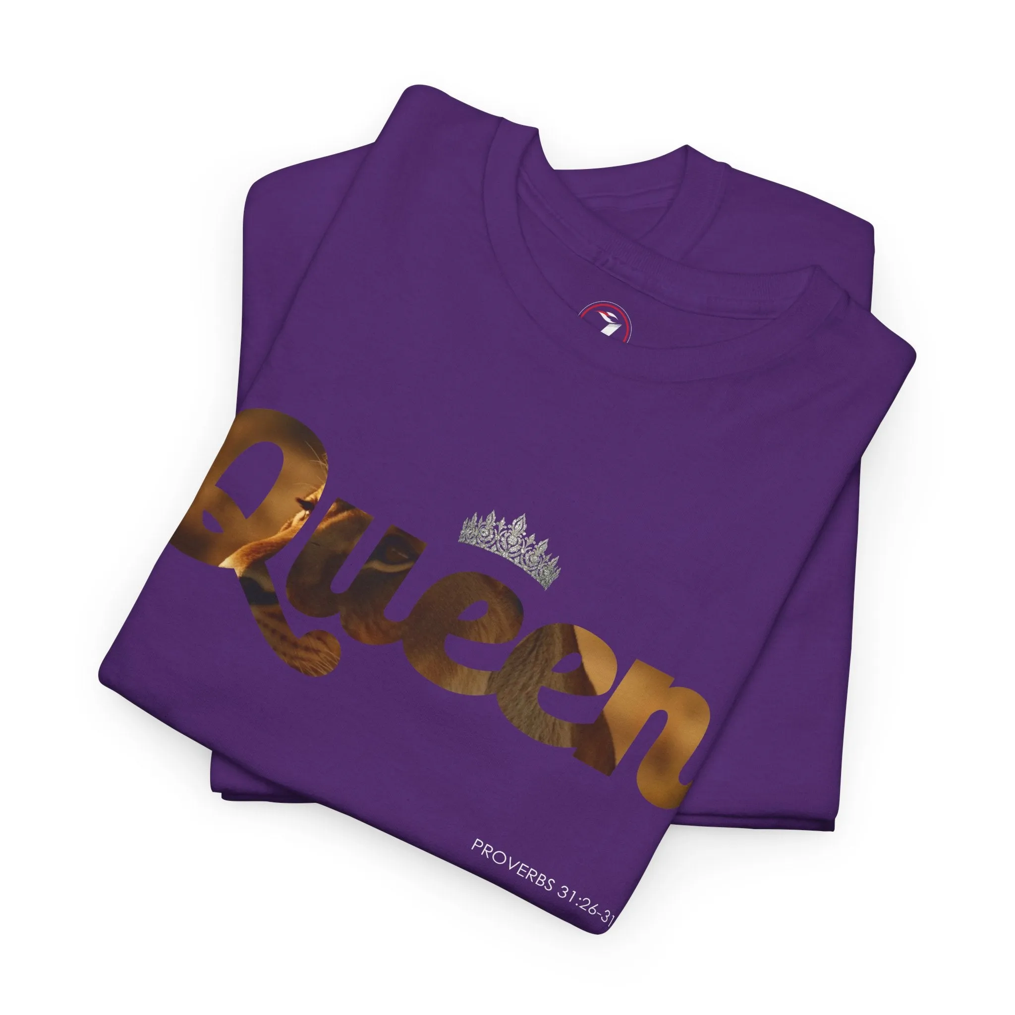 I Am Queen Unisex Heavy Cotton Tee