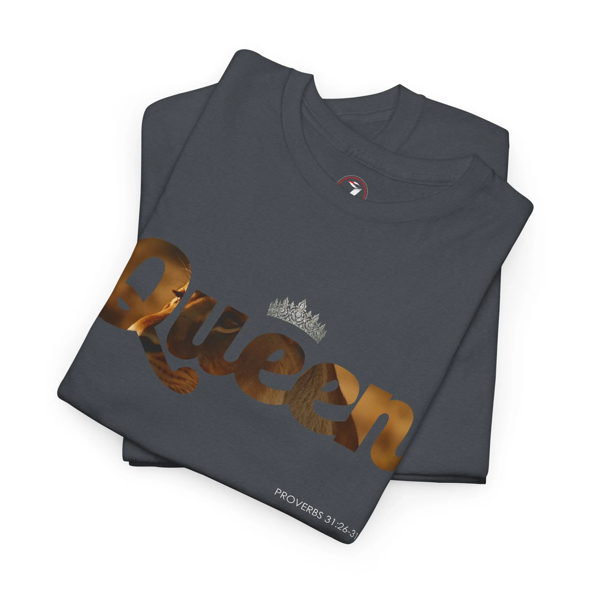 I Am Queen Unisex Heavy Cotton Tee