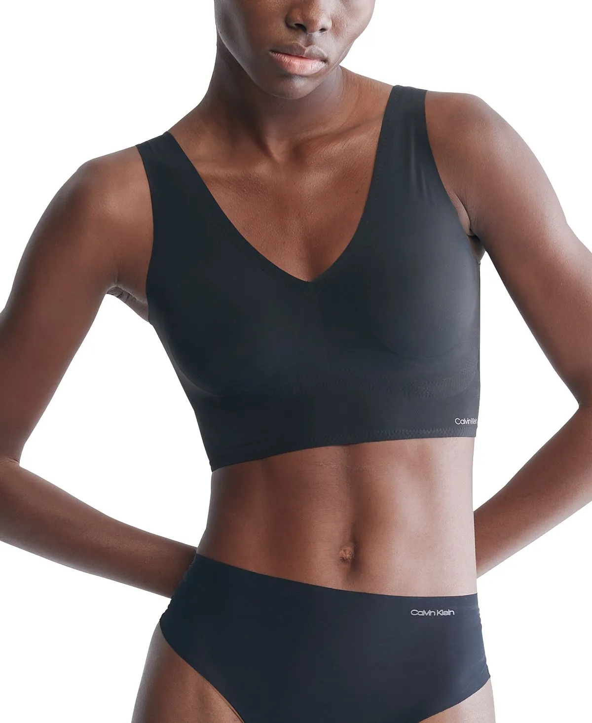 Invisibles Comfort V-Neck Wireless Bra QF4708 Calvin Klein