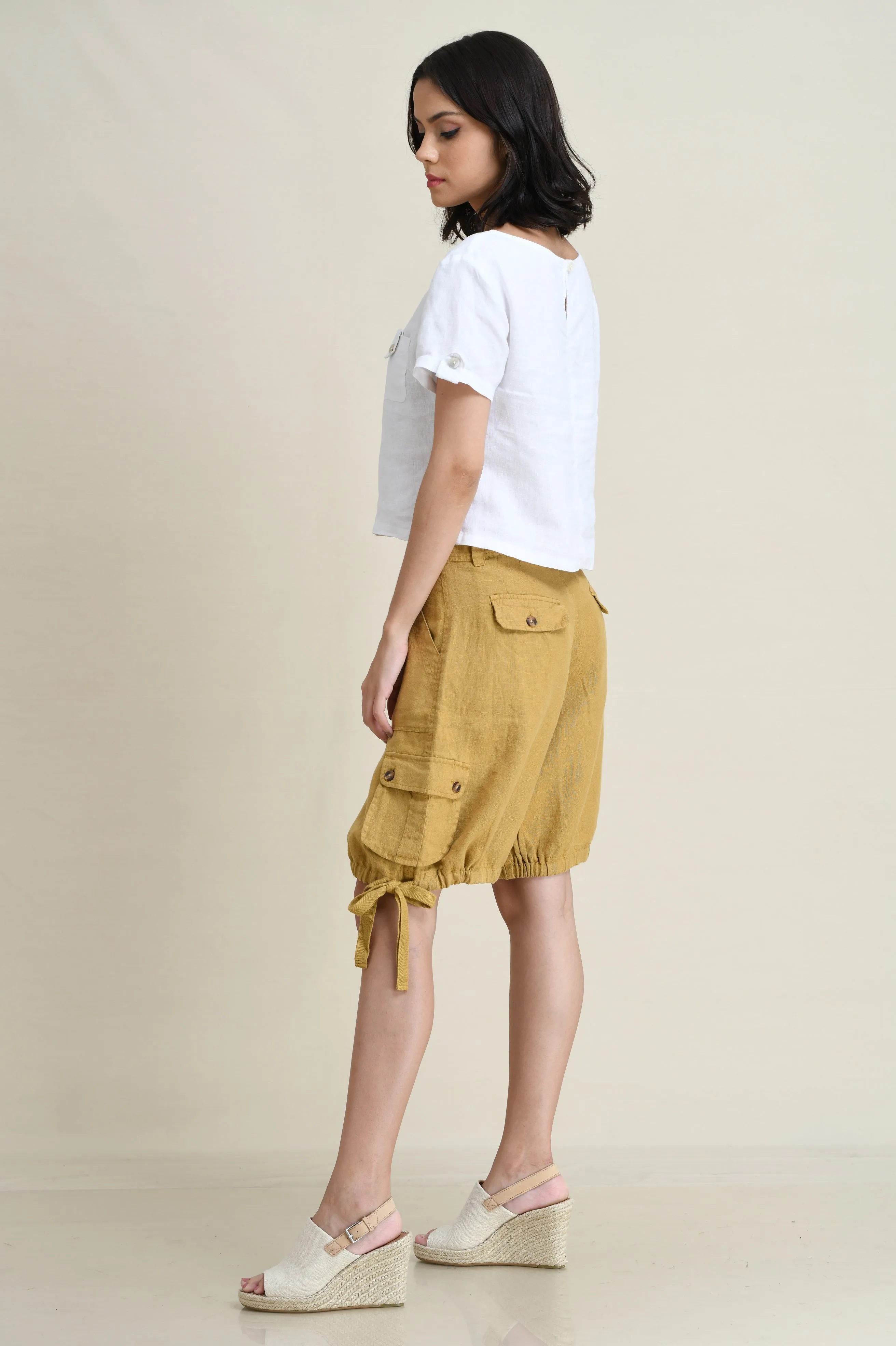 LINEN CARGO SHORTS WITH TIE-UP LEG FOLDS