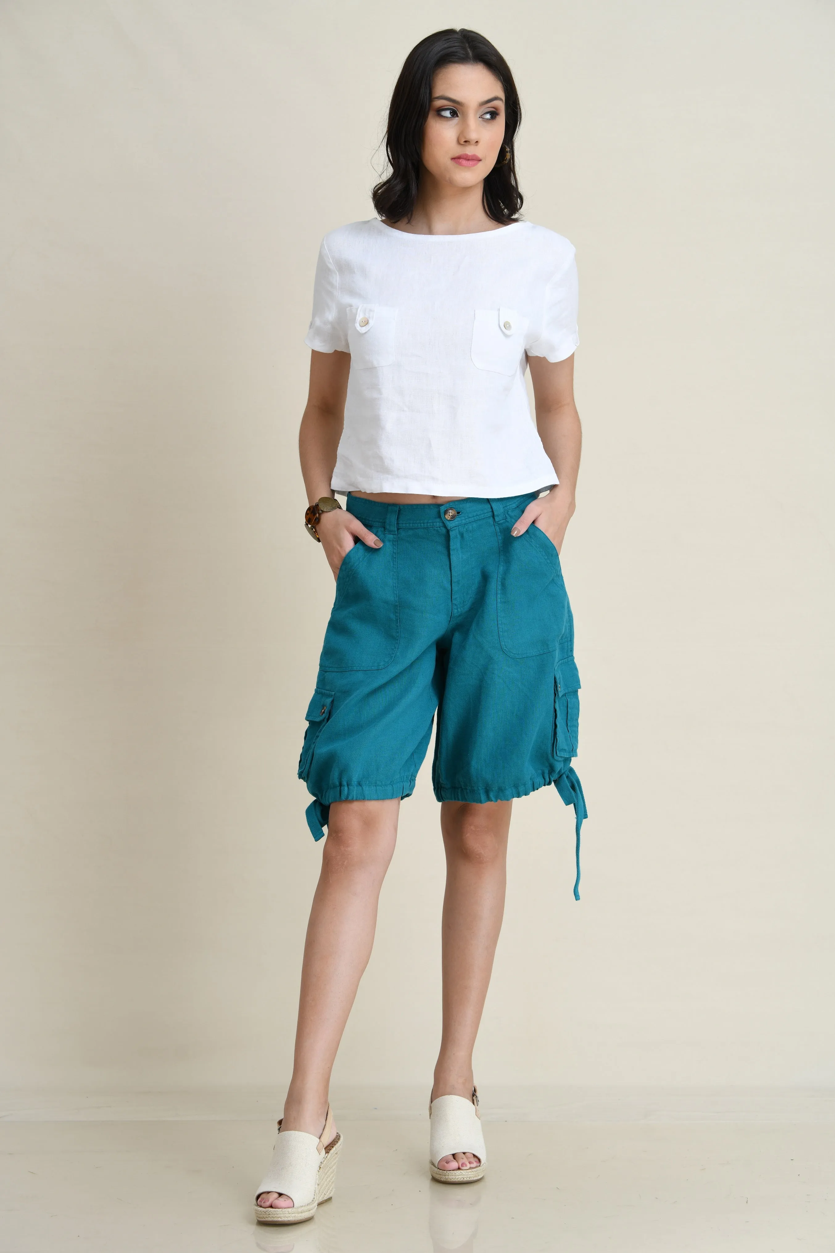 LINEN CARGO SHORTS WITH TIE-UP LEG FOLDS