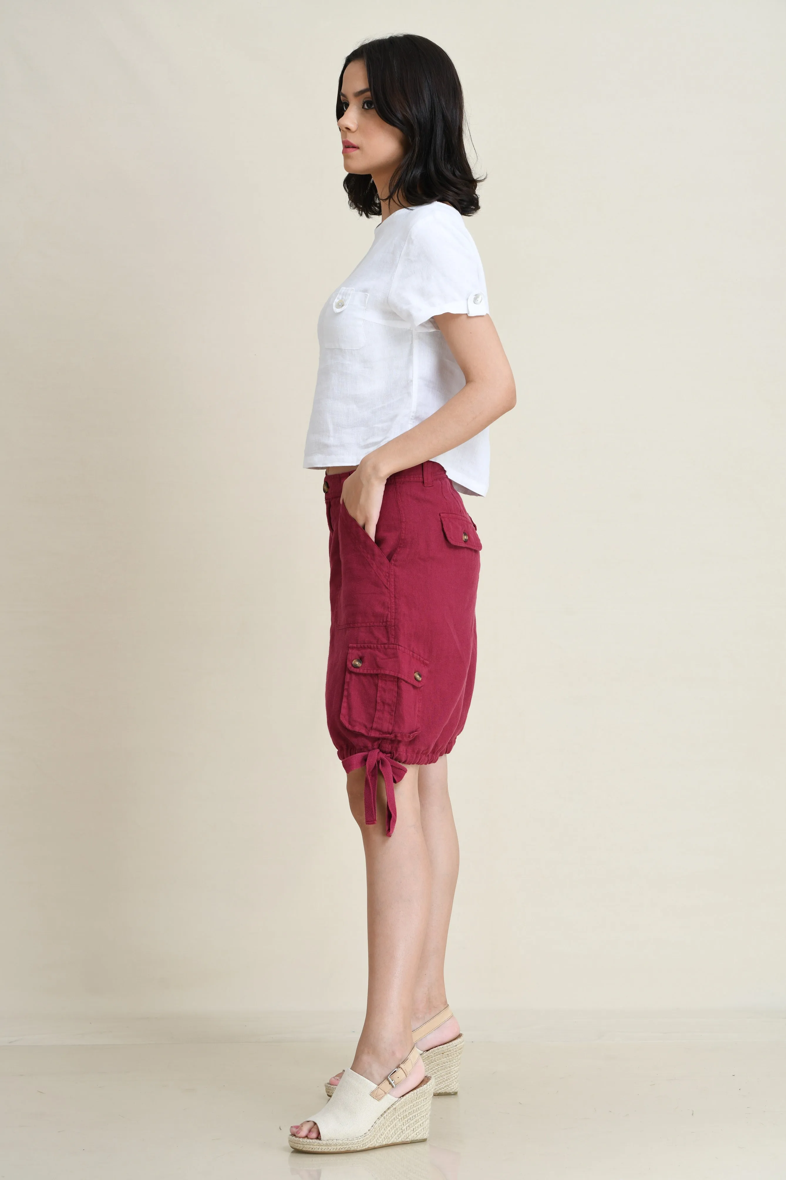 LINEN CARGO SHORTS WITH TIE-UP LEG FOLDS