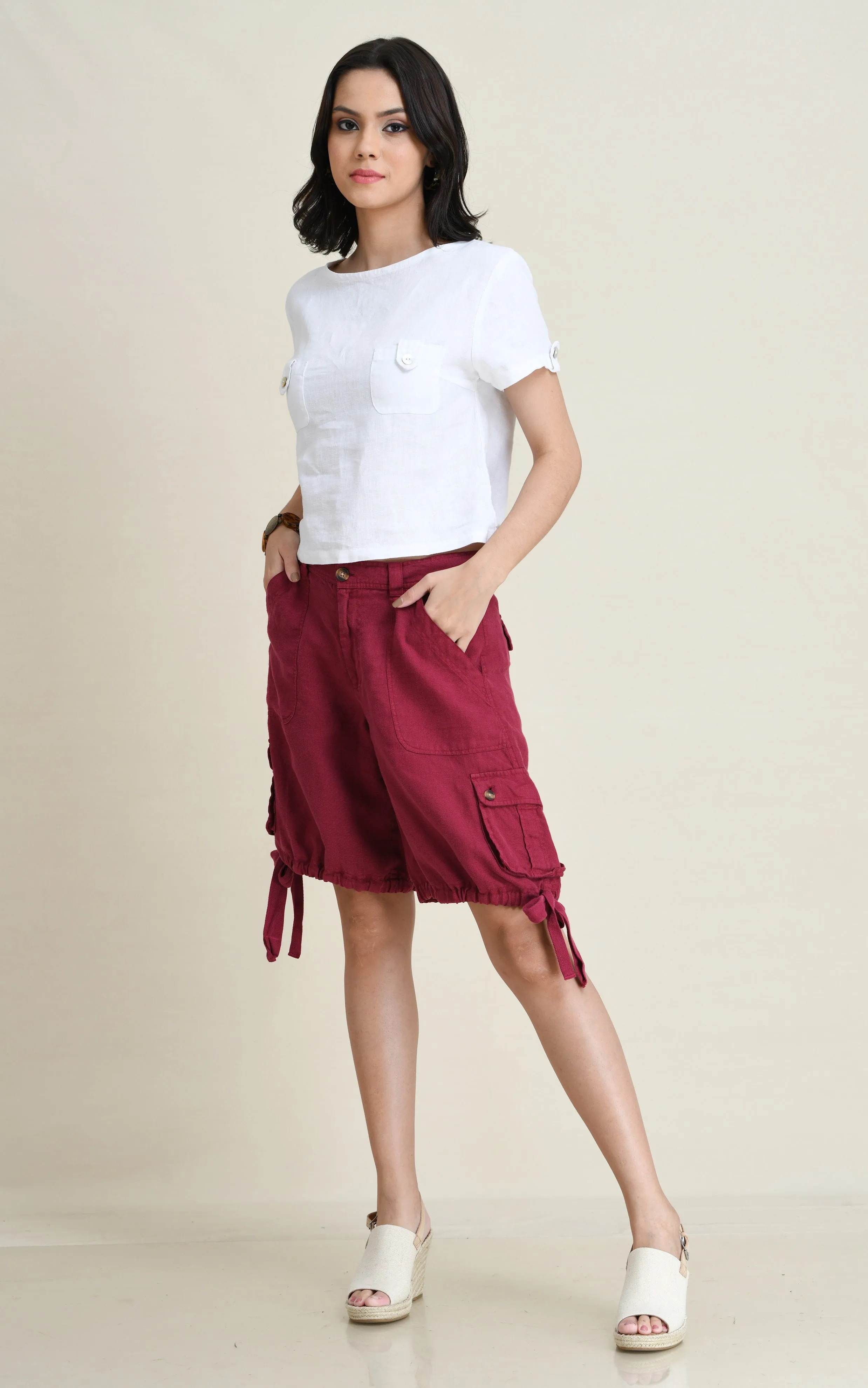 LINEN CARGO SHORTS WITH TIE-UP LEG FOLDS