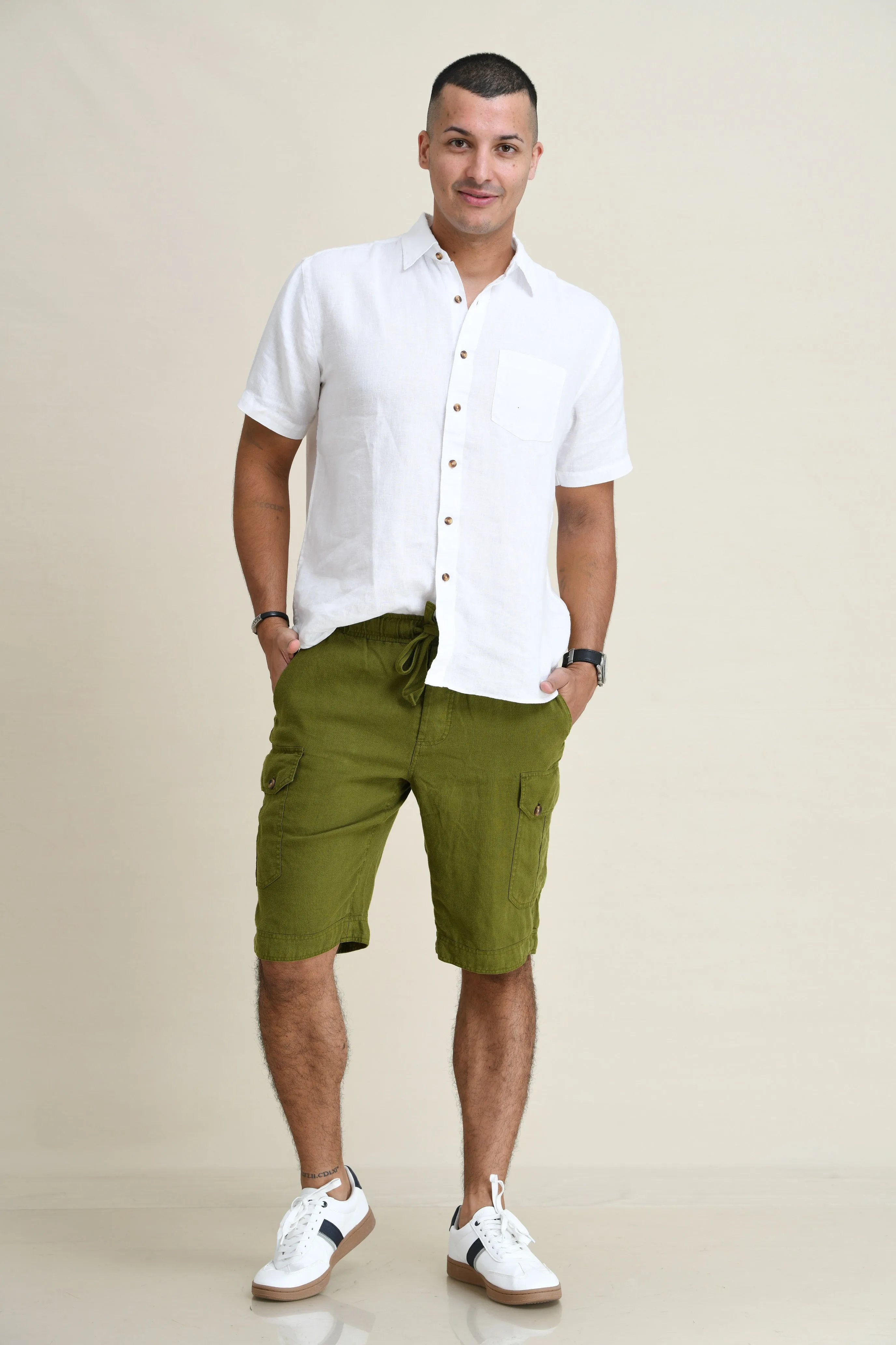LINEN DRAW-STRING SHORTS WITH LEG-POCKETS