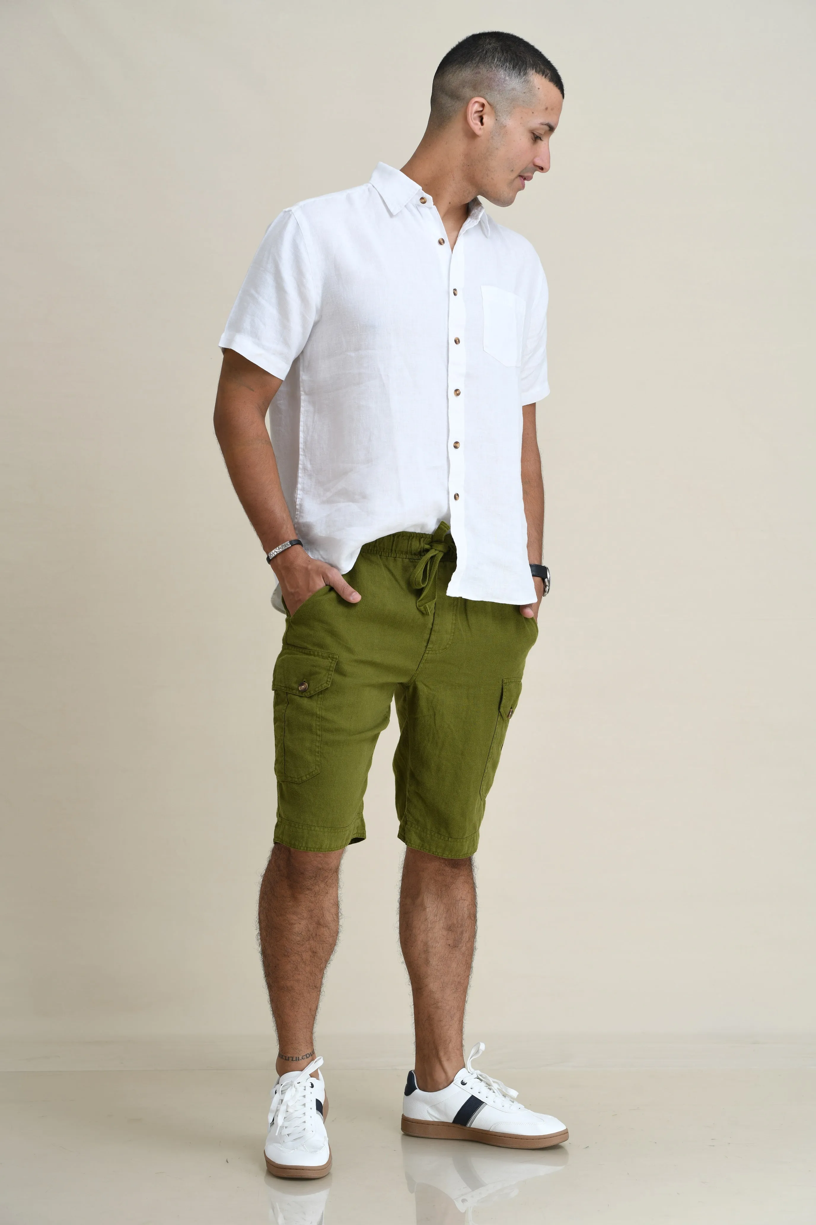 LINEN DRAW-STRING SHORTS WITH LEG-POCKETS