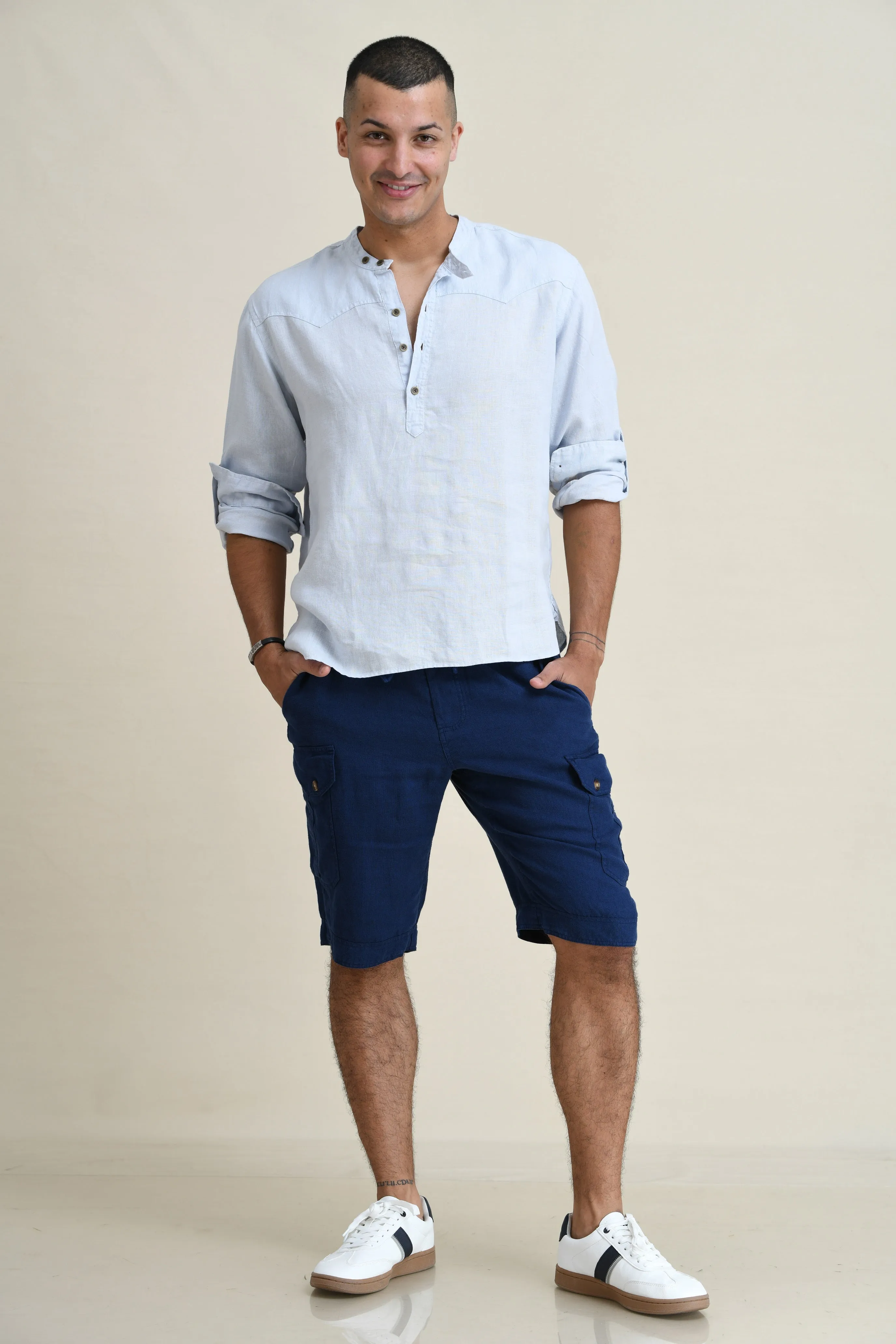 LINEN DRAW-STRING SHORTS WITH LEG-POCKETS