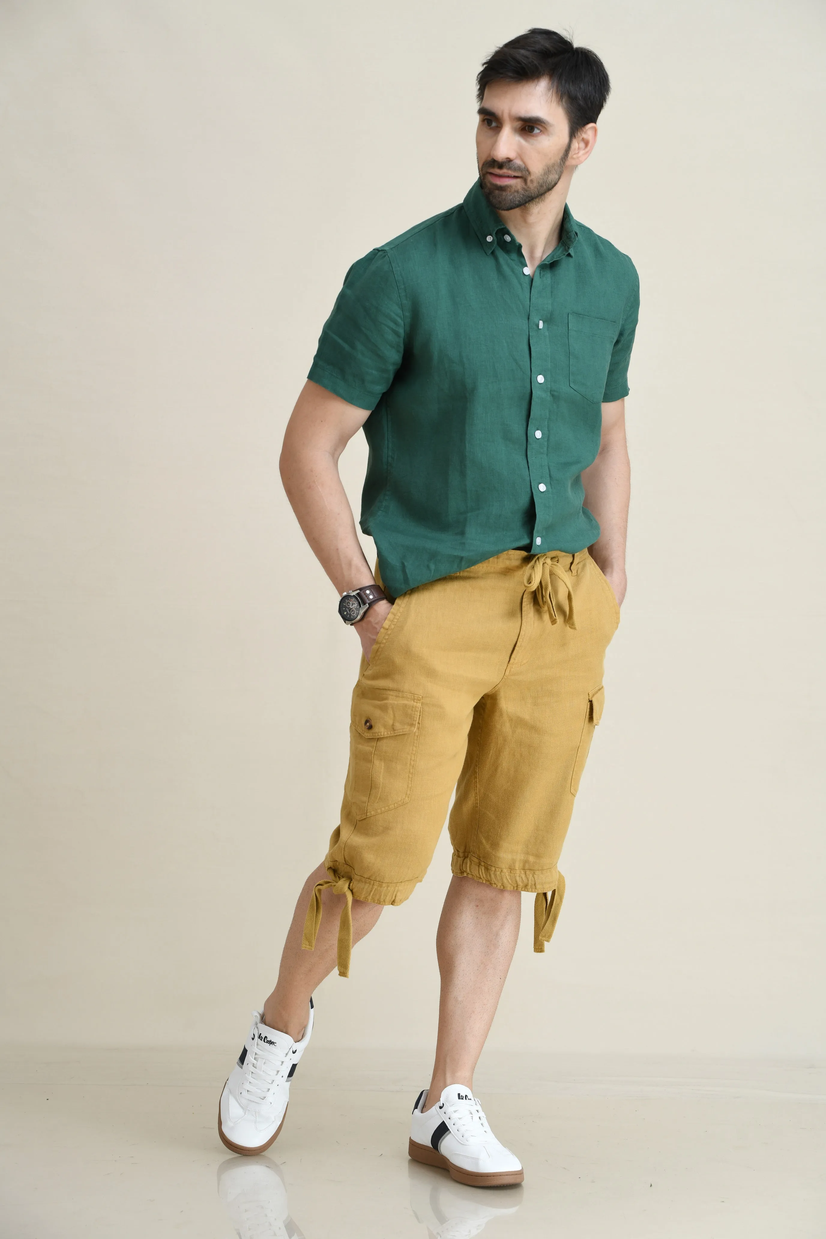 LINEN STARIGHT-LEG CARGO SHORTS WITH DRAWSTRINGS ON WAIST & LEG FOLD