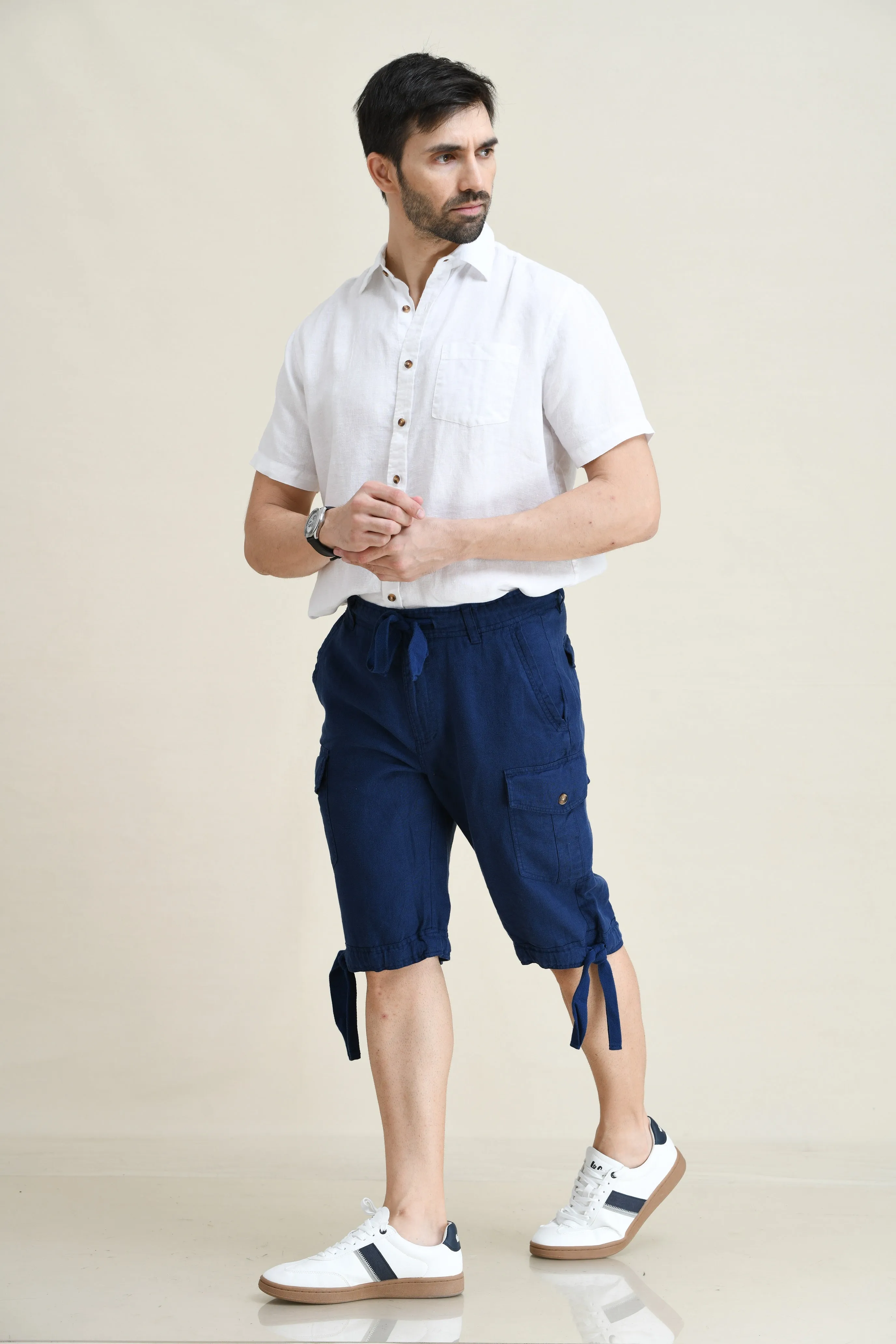 LINEN STARIGHT-LEG CARGO SHORTS WITH DRAWSTRINGS ON WAIST & LEG FOLD