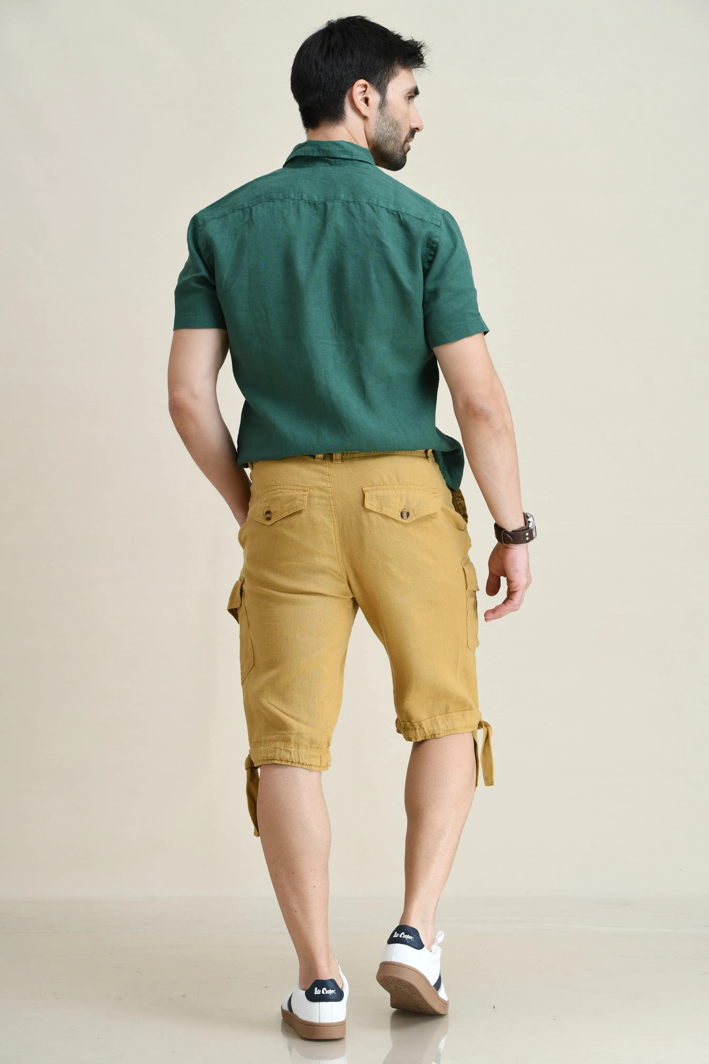 LINEN STARIGHT-LEG CARGO SHORTS WITH DRAWSTRINGS ON WAIST & LEG FOLD