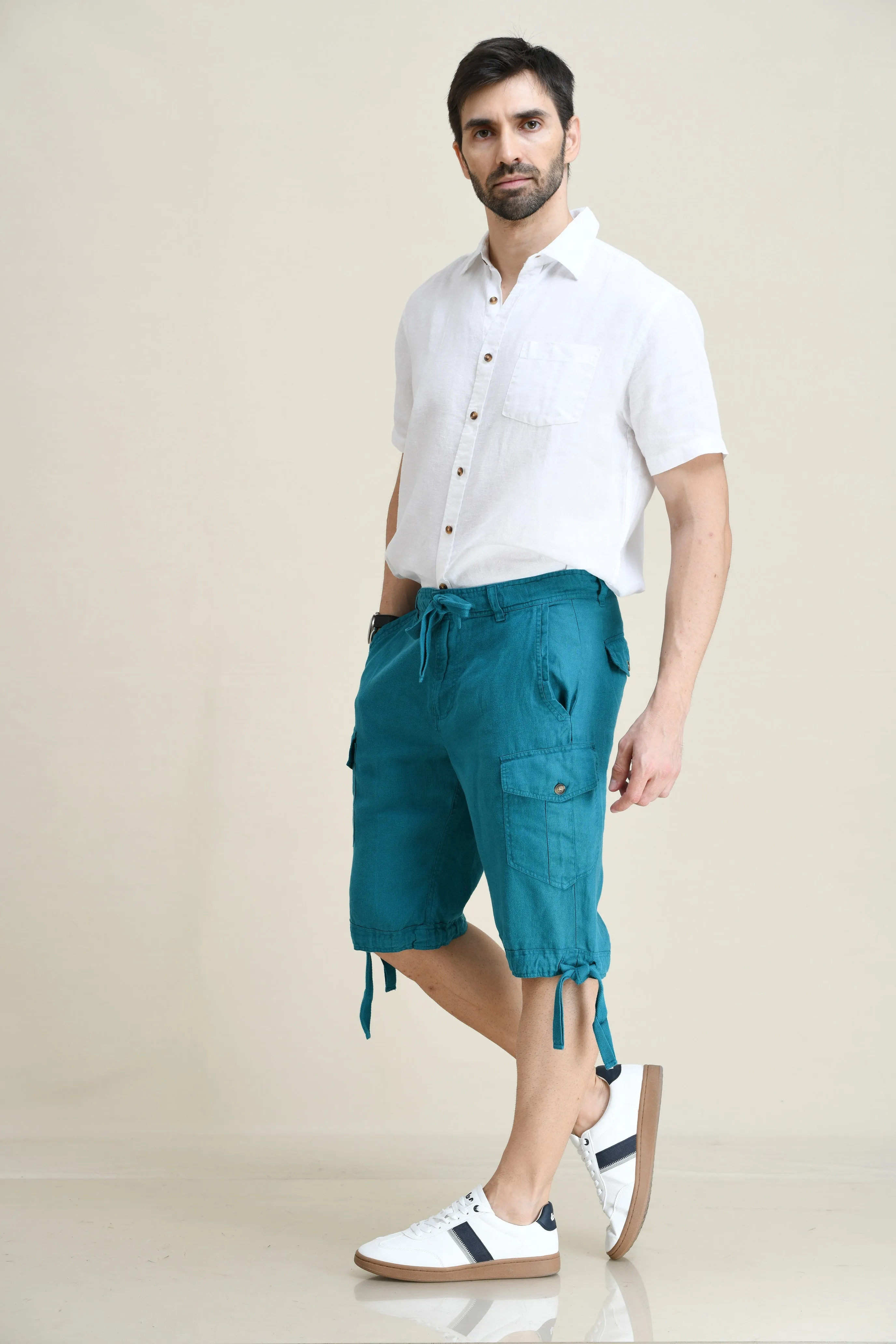 LINEN STARIGHT-LEG CARGO SHORTS WITH DRAWSTRINGS ON WAIST & LEG FOLD
