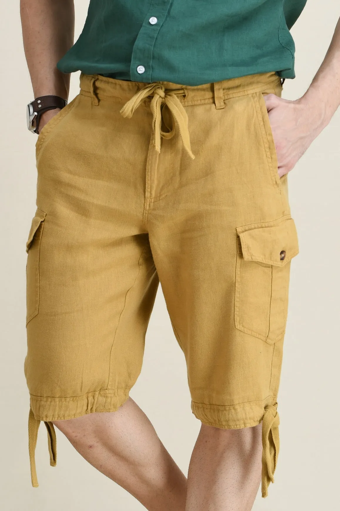 LINEN STARIGHT-LEG CARGO SHORTS WITH DRAWSTRINGS ON WAIST & LEG FOLD