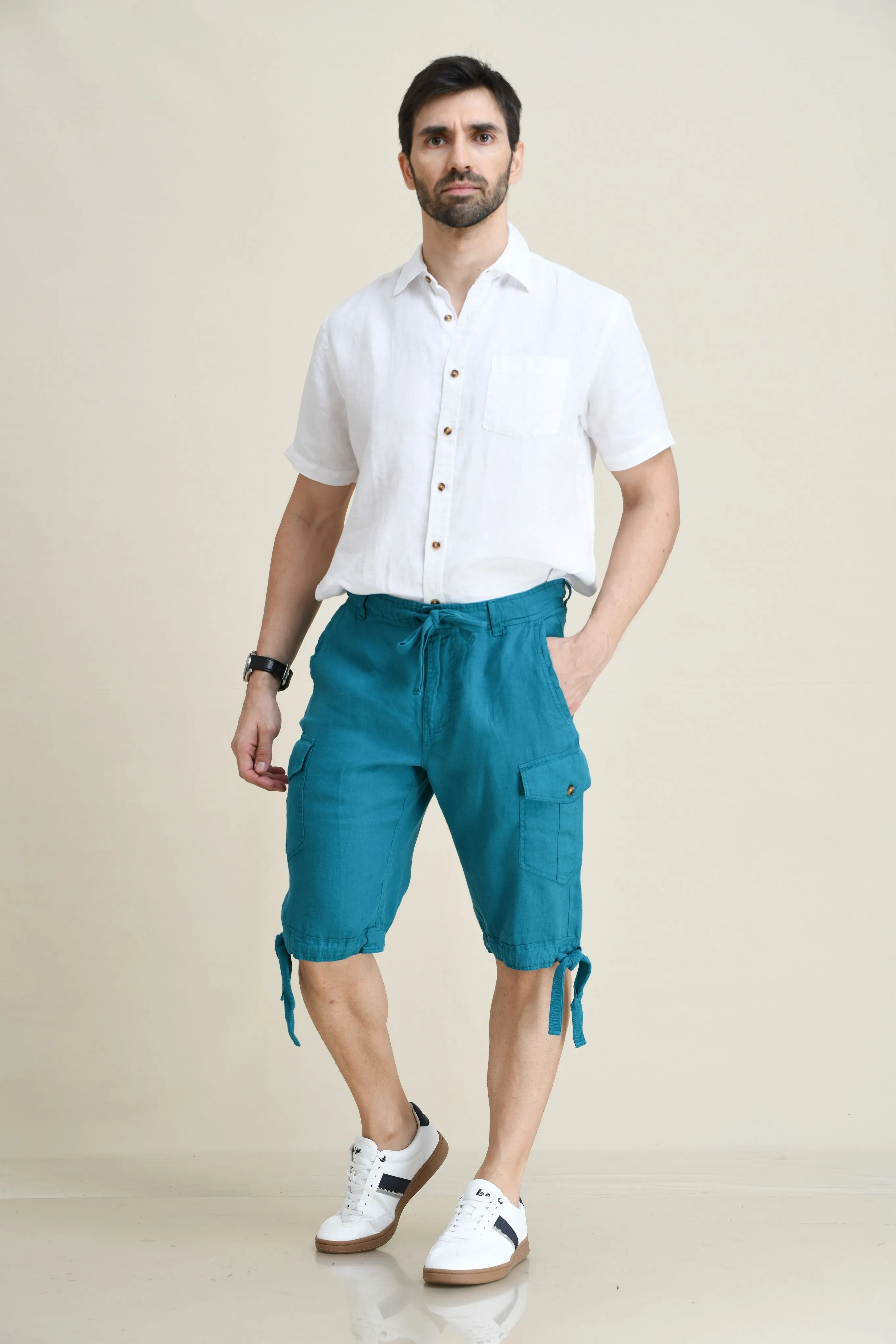 LINEN STARIGHT-LEG CARGO SHORTS WITH DRAWSTRINGS ON WAIST & LEG FOLD
