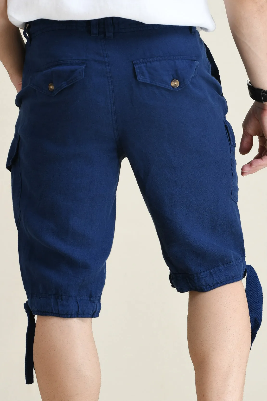 LINEN STARIGHT-LEG CARGO SHORTS WITH DRAWSTRINGS ON WAIST & LEG FOLD