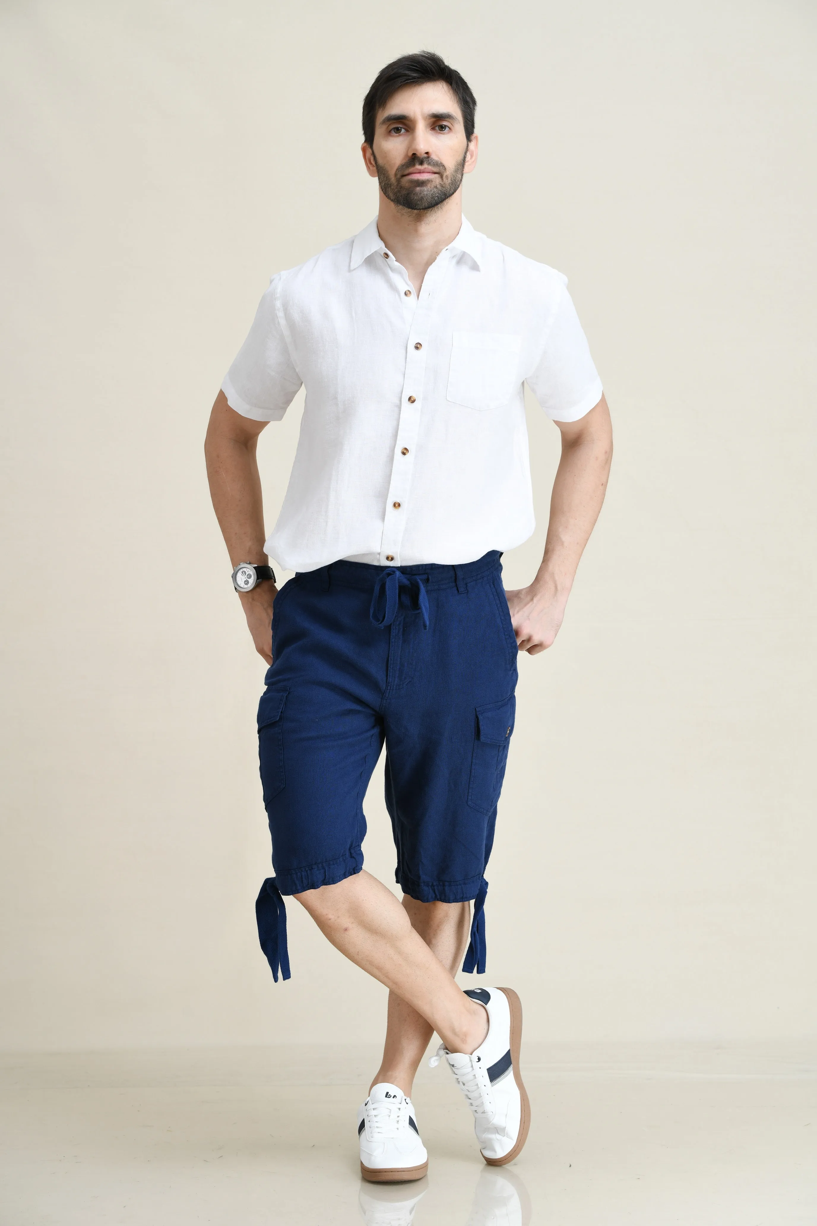 LINEN STARIGHT-LEG CARGO SHORTS WITH DRAWSTRINGS ON WAIST & LEG FOLD