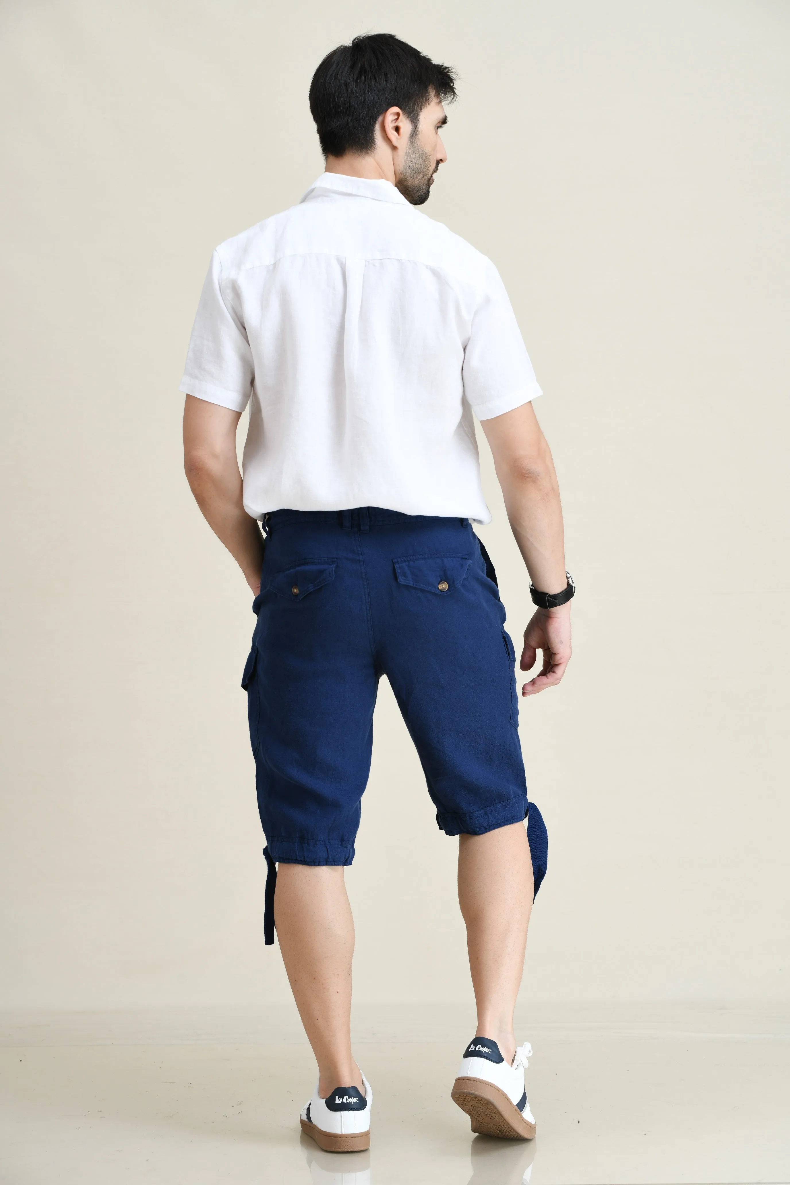 LINEN STARIGHT-LEG CARGO SHORTS WITH DRAWSTRINGS ON WAIST & LEG FOLD