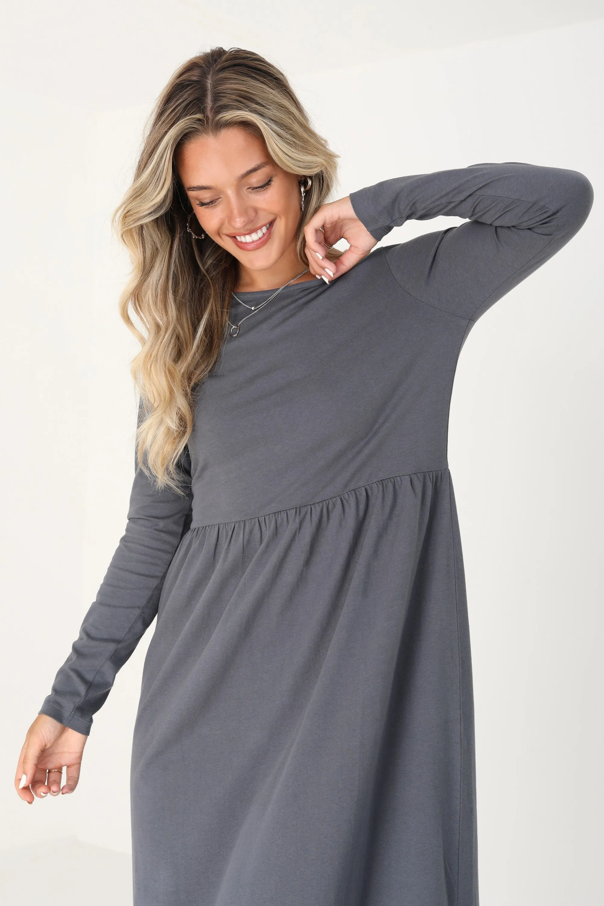 LONG SLEEVE SOLID COLOUR MIDI SMOCK DRESS