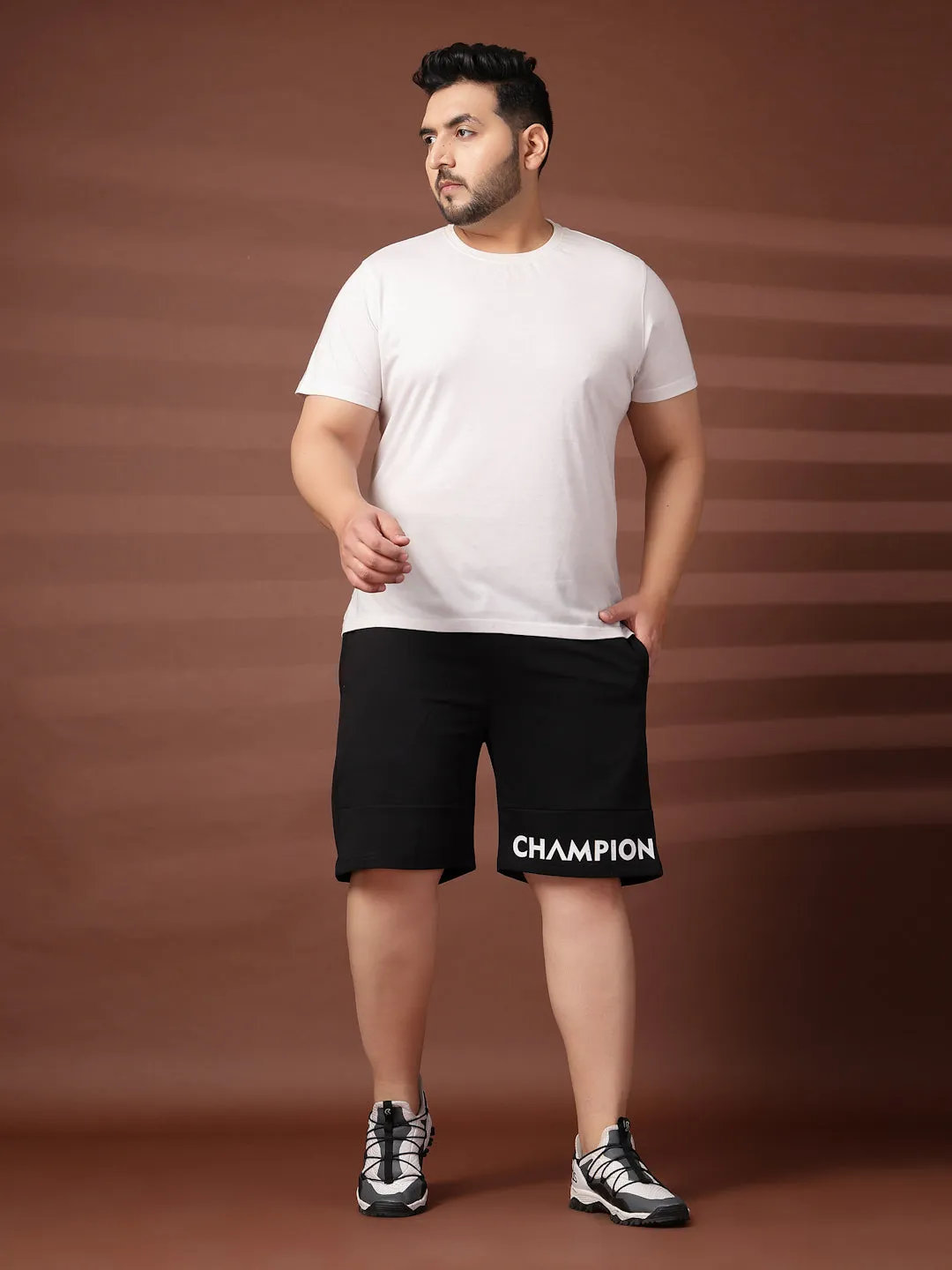 Men Black Typography Printed Mid-Rise Regular Shorts