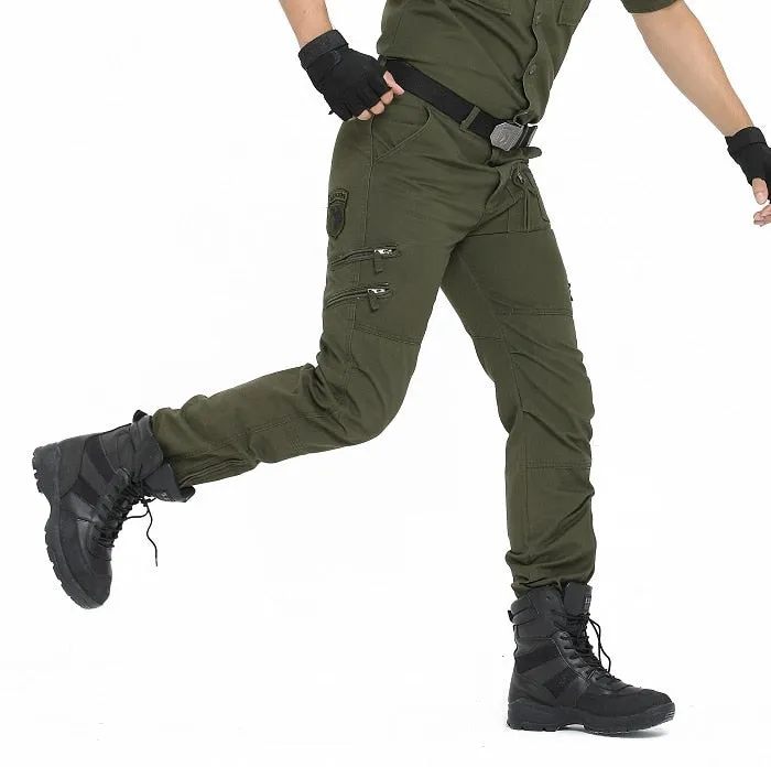 Men's Cargo Pants.
