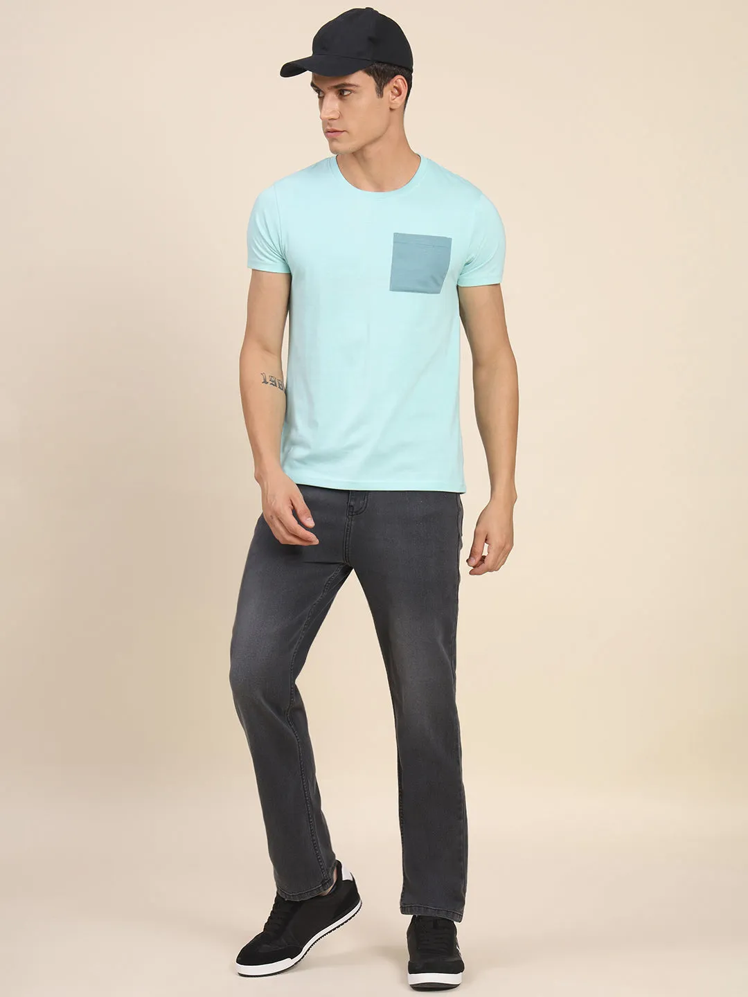 Men's Slim Fit Grey Denim Jeans Waistband With Belt Loops Has A Button Rivet And Zip Closure