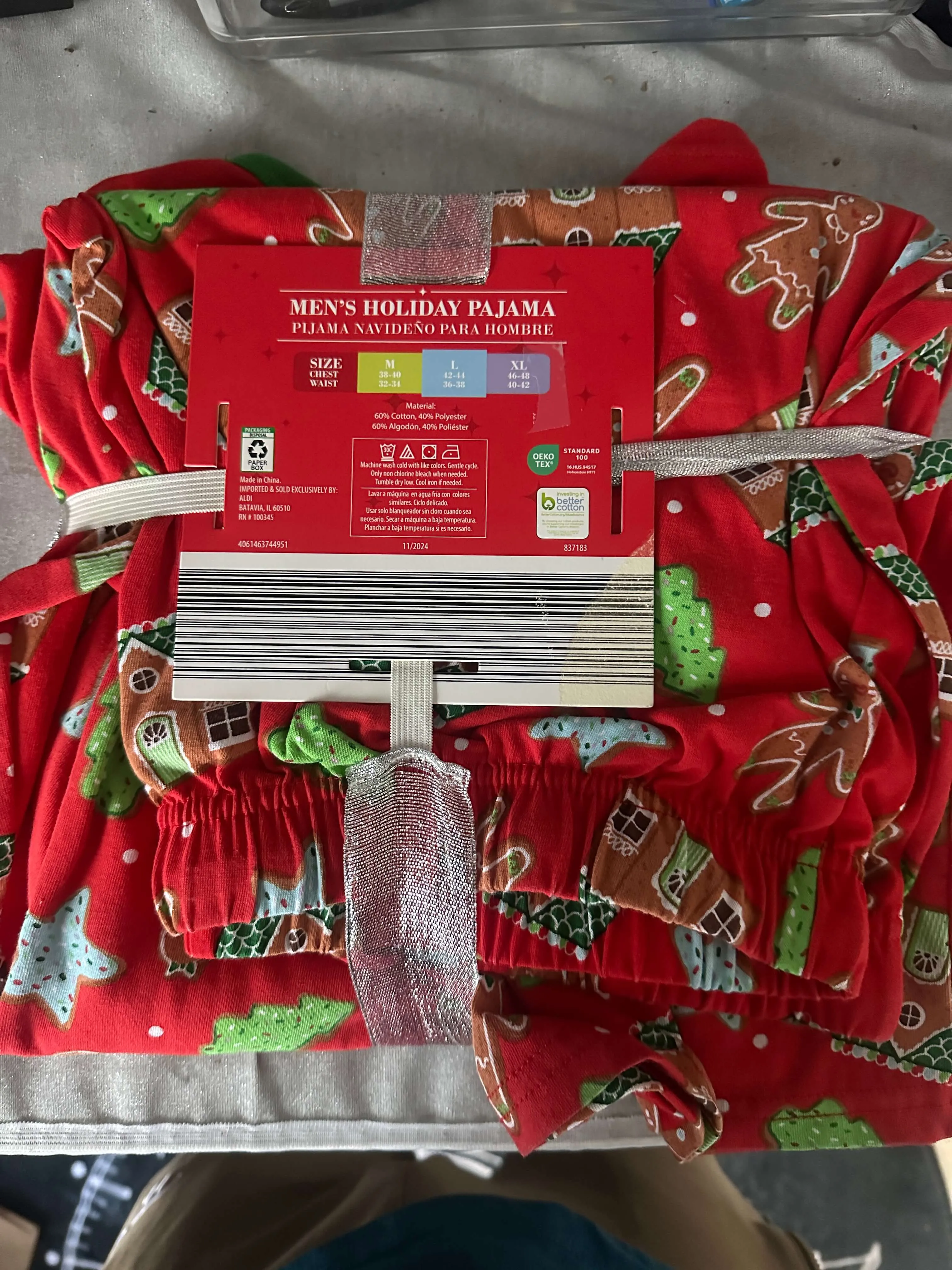 Merry Moments Men's Holiday Pajama 2 piece set Oh Snap! Men's Large