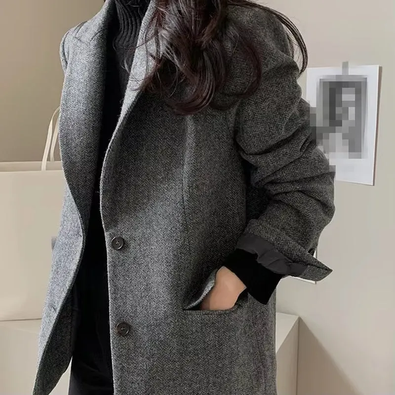 New Arrived Fushion Women Wool Coats Retro Casual Short Shoulder Pad Woolen British Style Wear