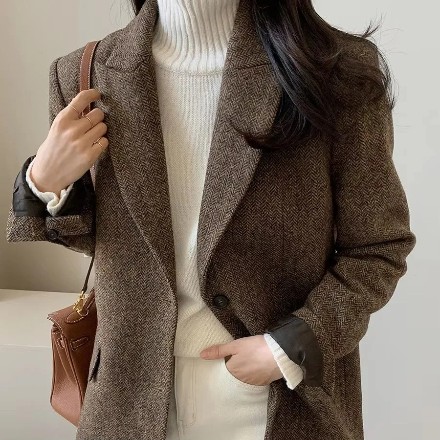 New Arrived Fushion Women Wool Coats Retro Casual Short Shoulder Pad Woolen British Style Wear