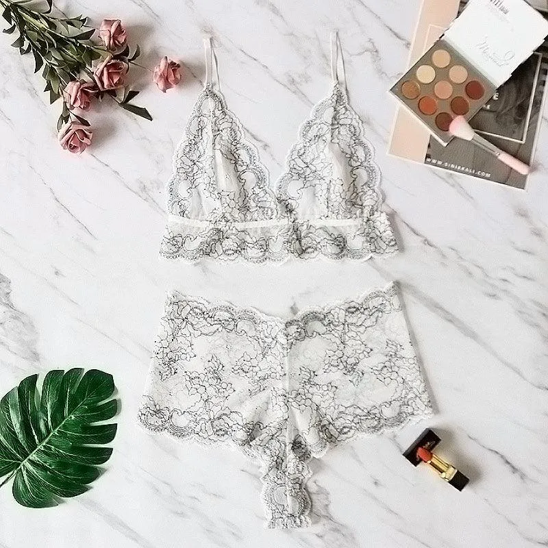 Shoulder Strip Lace Lingerie Set