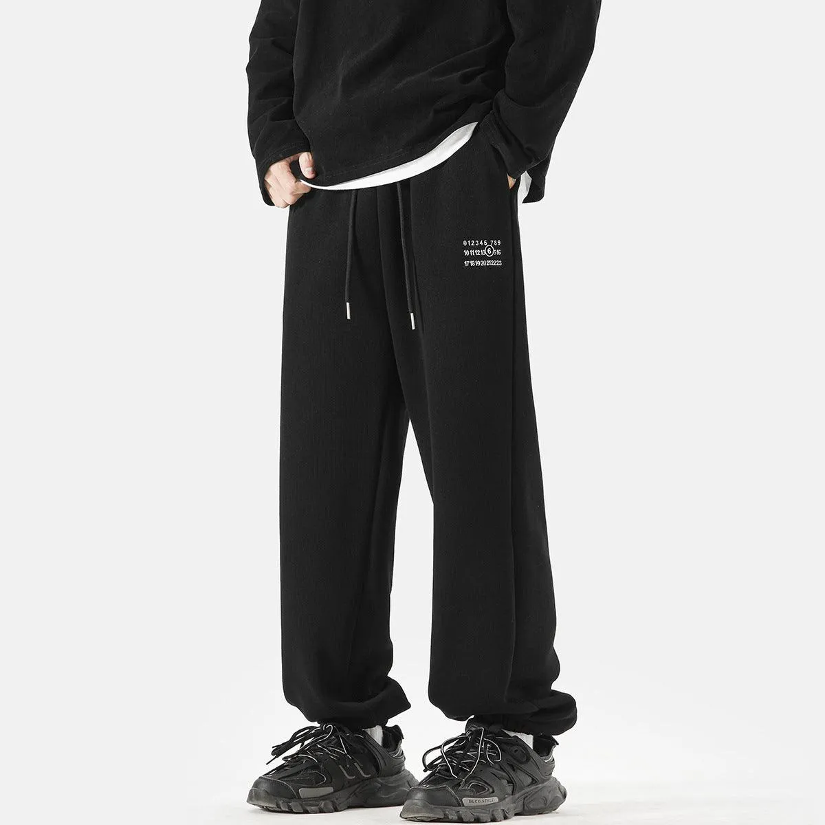 Simple Digital Embroidery Sports Pants Men Loose Sweatpants