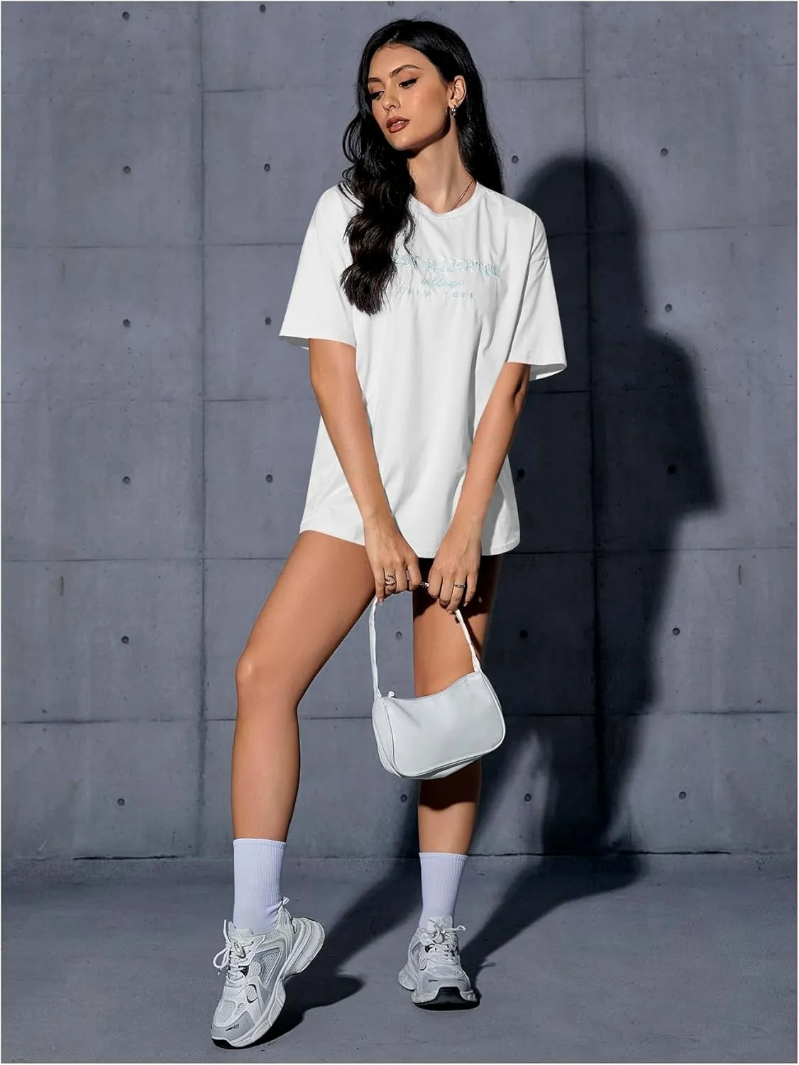 Verdusa Women's Oversized Letter Graphic Tees Embroidery Short Sleeve Shirts Tops