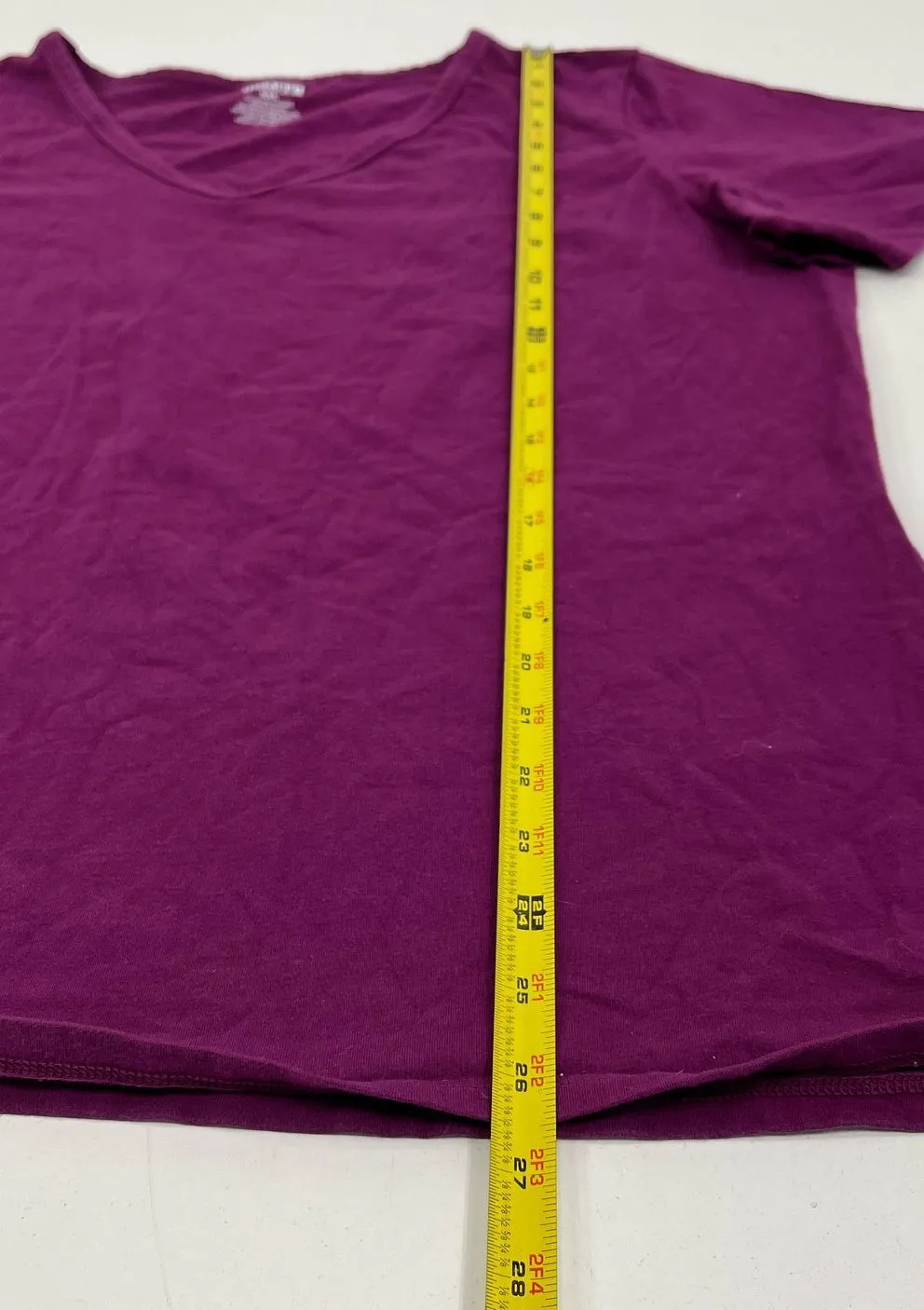 Women's Duluth Trading Magenta Short Sleeve V Neck T-shirt - Size 2XL