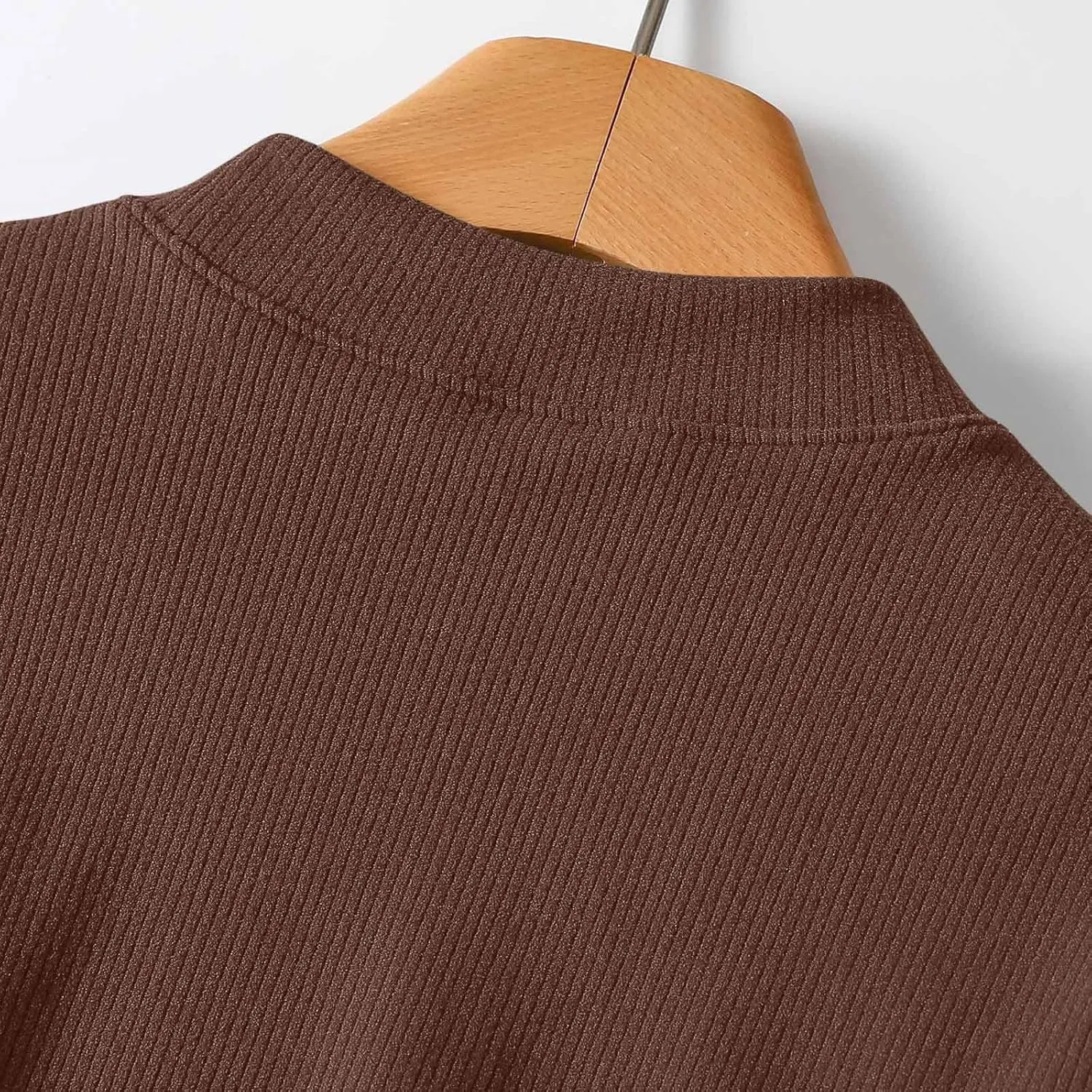 Women's Knitted T-Shirt 2025 Summer Vacation Tops Short Sleeve Crewneck Basic Blouses Trendy Solid Color Tees