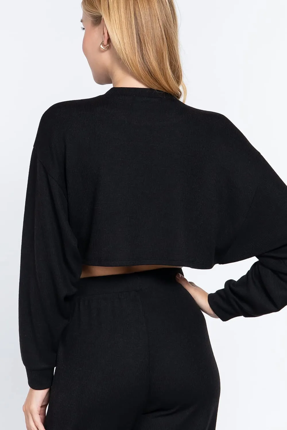 Women's  Long Dolman Sleeves Crew Neck Hacci Crop Top