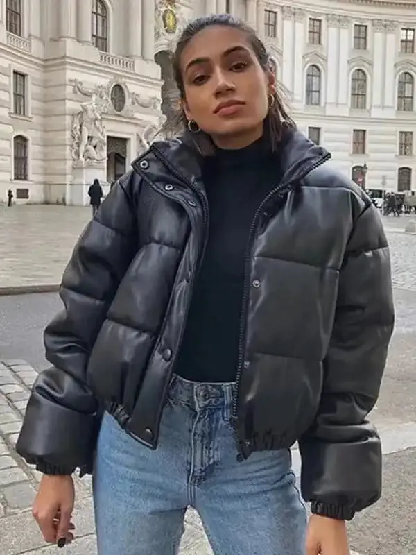 Women’s short simple stand collar down jacket