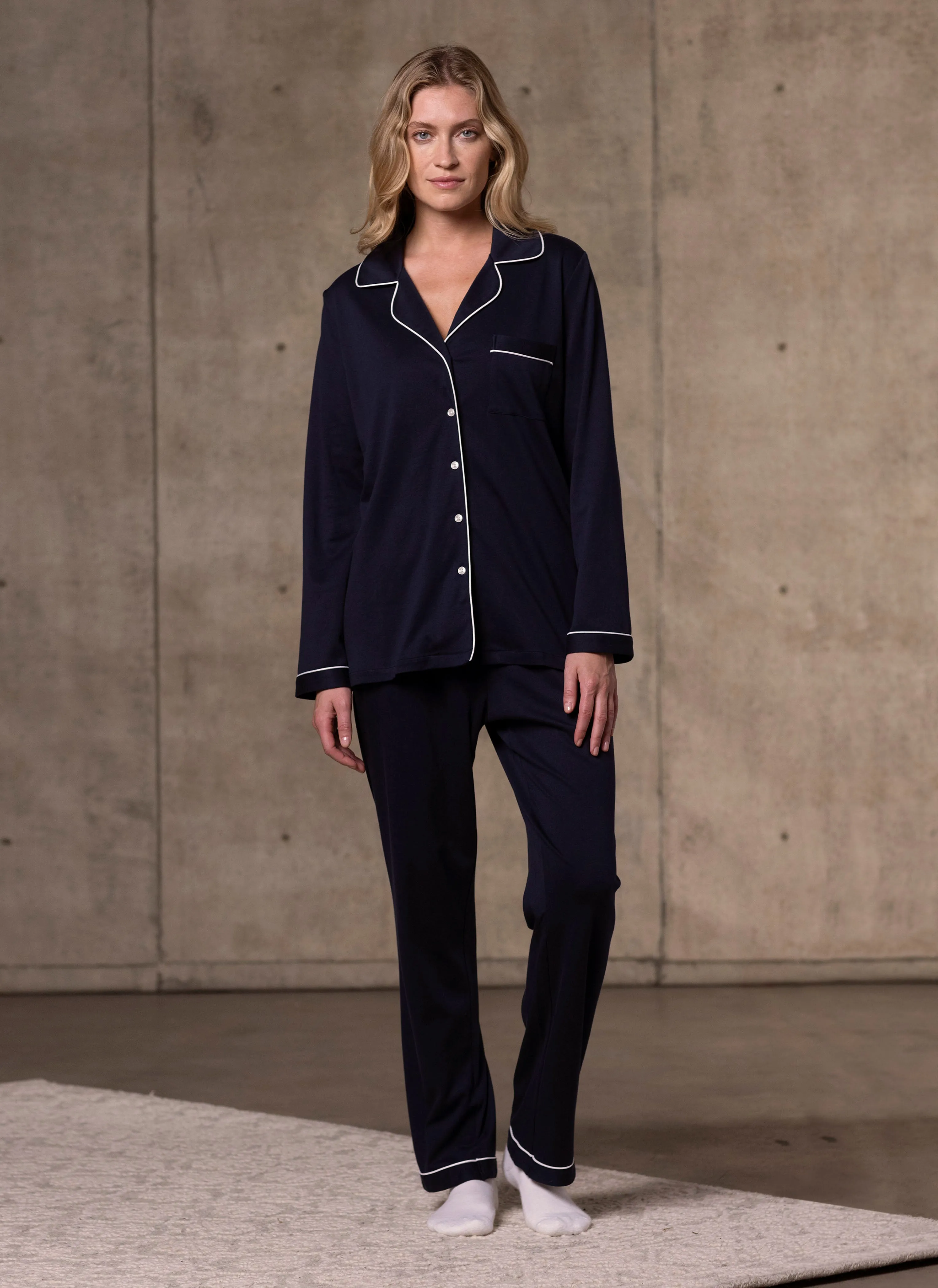 Women's Supima® Cotton Long Sleeve Top and Bottom Pajama Set in Navy